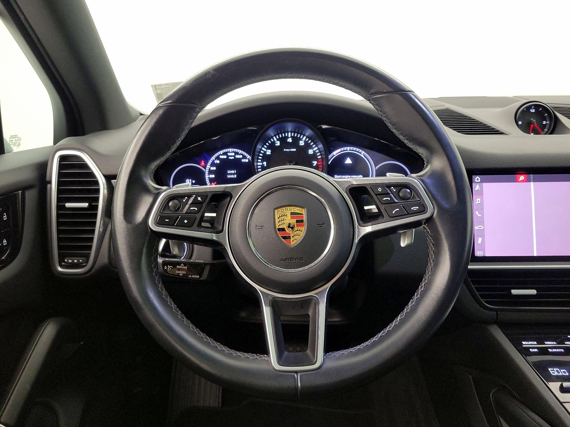 Thumbnail: 2020 Porsche Cayenne - 10