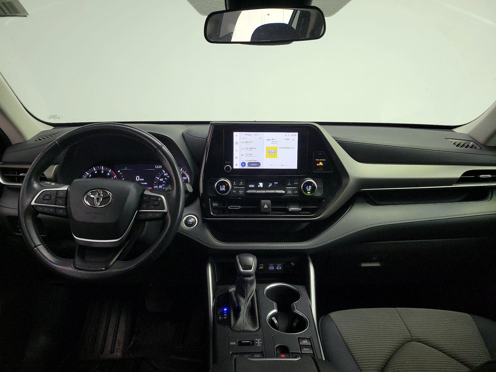 Thumbnail: 2024 Toyota Highlander - 9