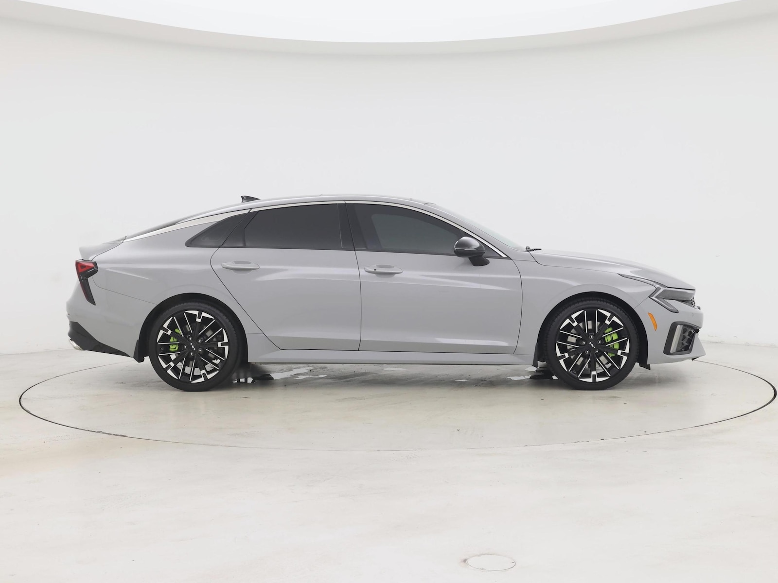 2025 Kia K5 GT - Photo 8