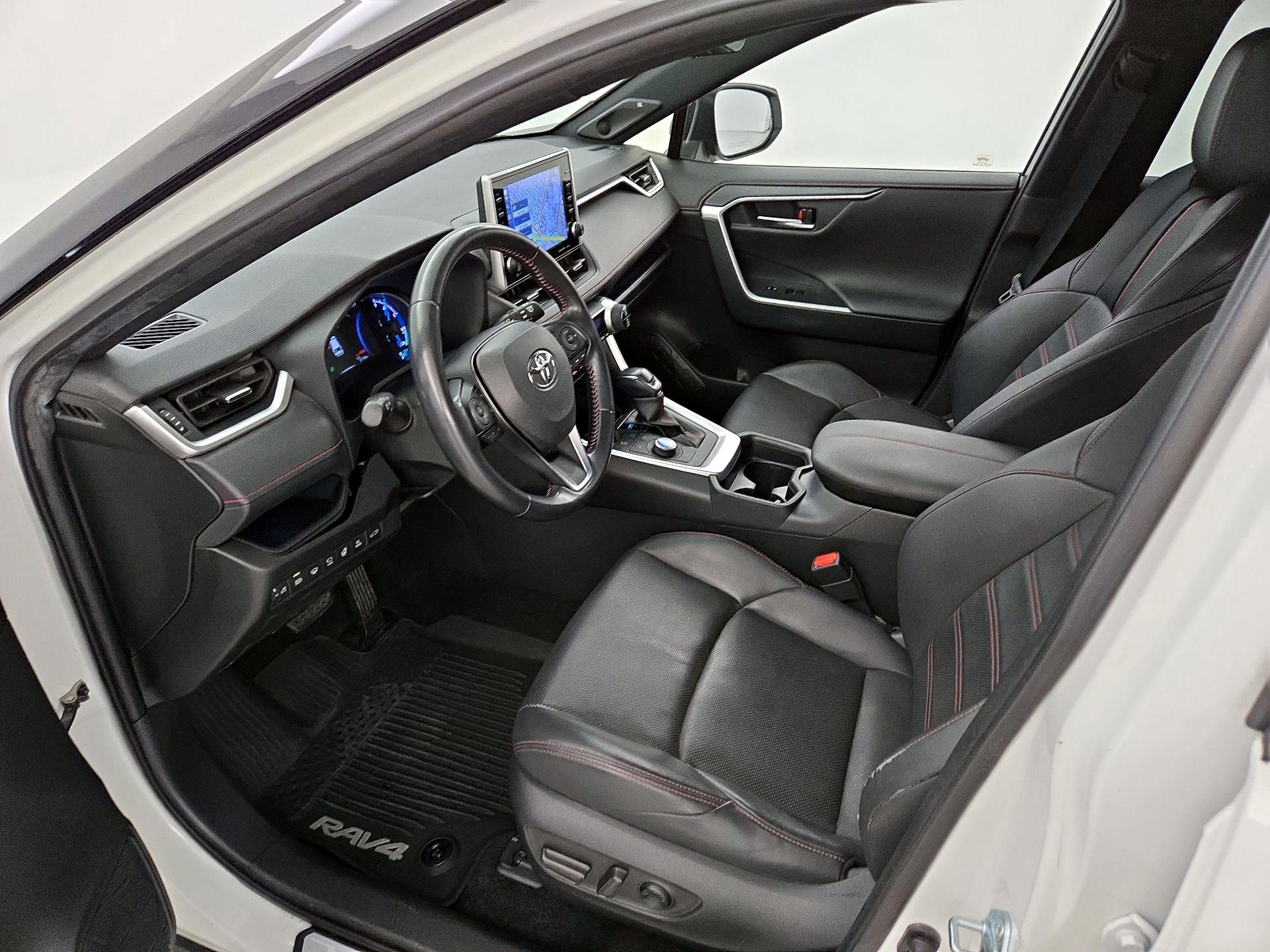 Thumbnail: 2021 Toyota RAV4 - 11