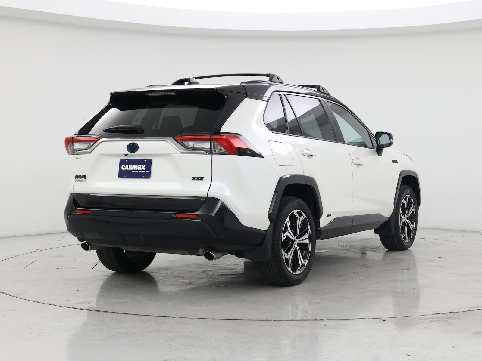 2021 Toyota RAV4 XSE - Photo 9
