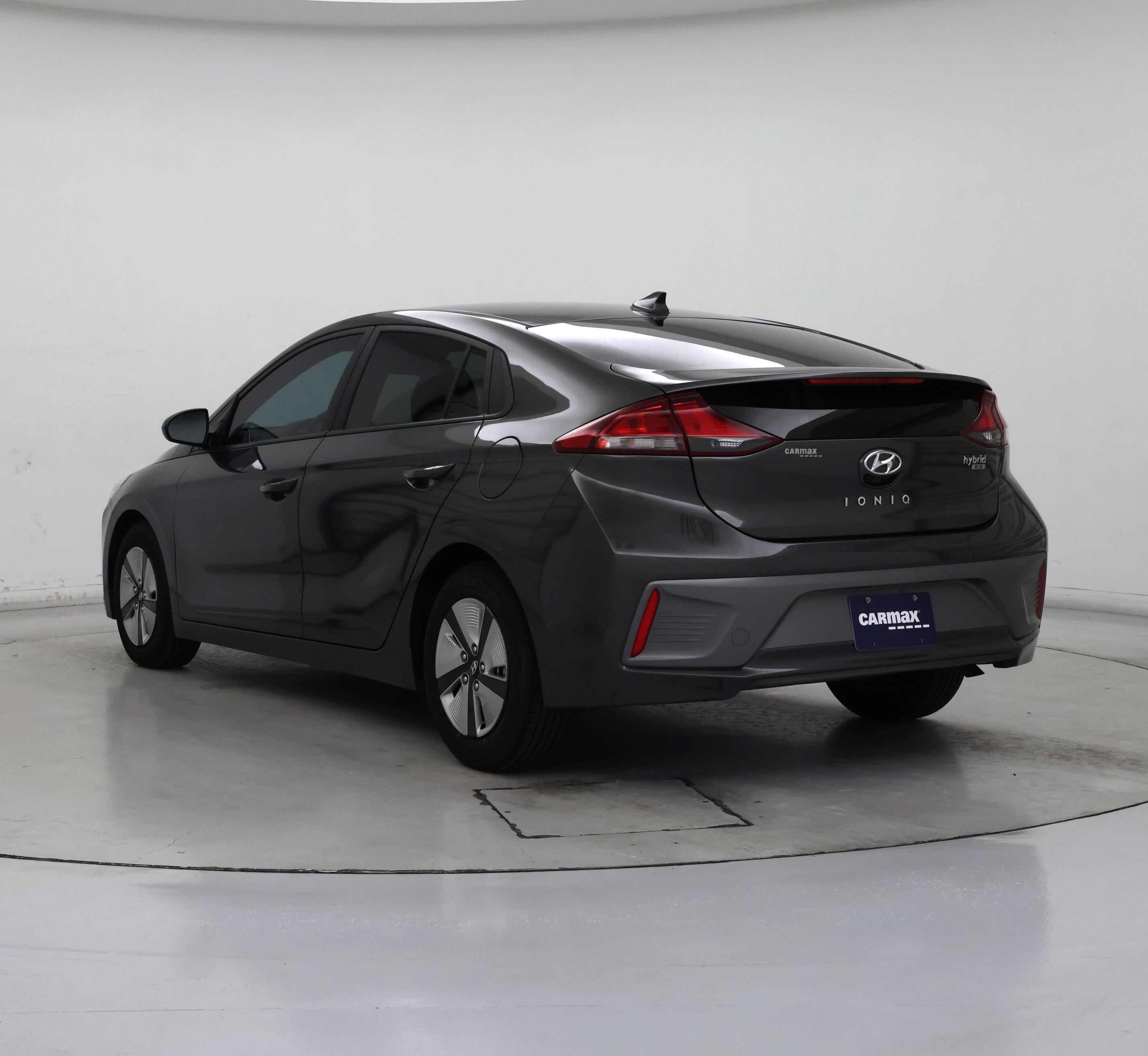 Thumbnail: 2022 Hyundai Ioniq - 2