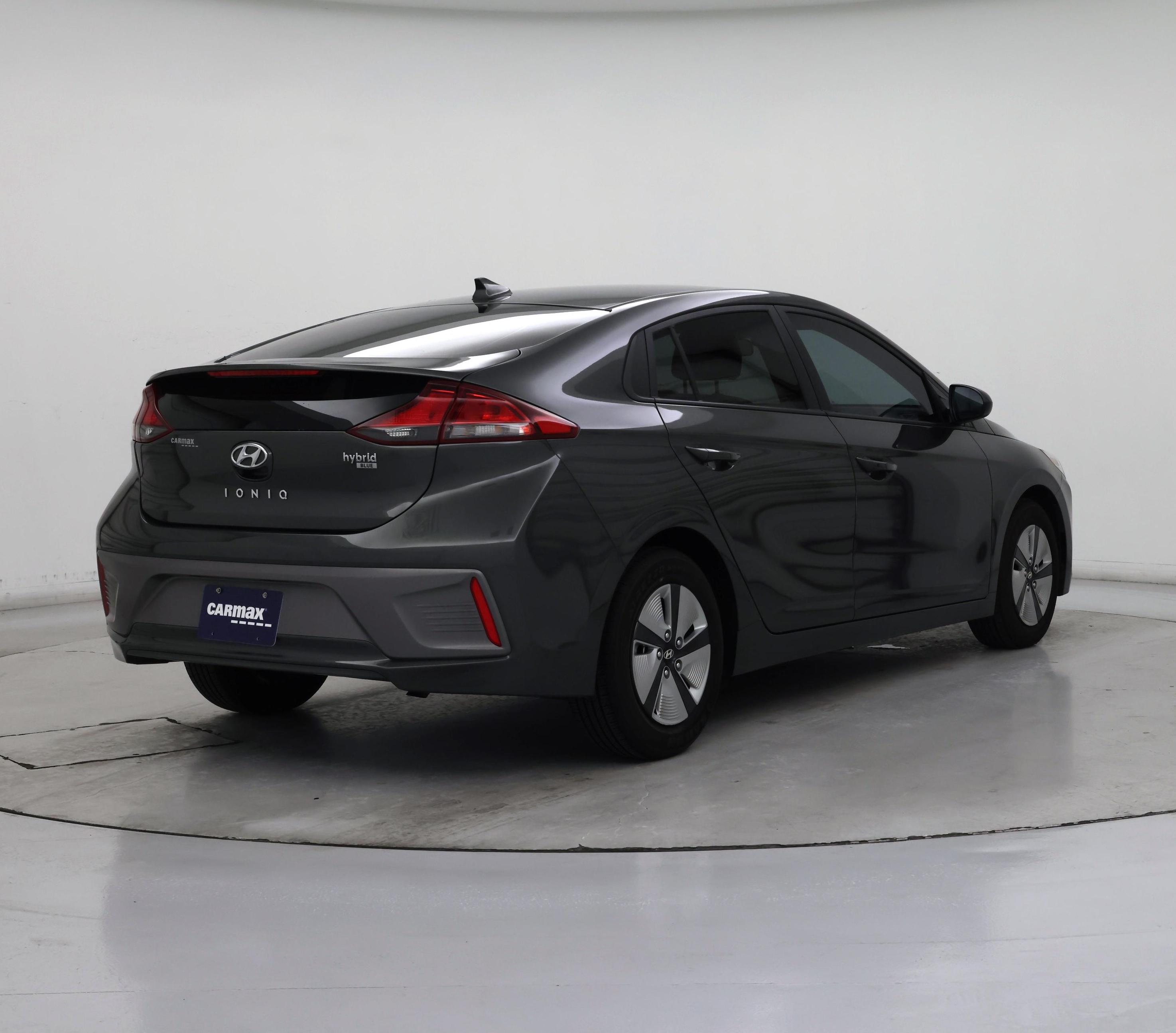 Thumbnail: 2022 Hyundai Ioniq - 8