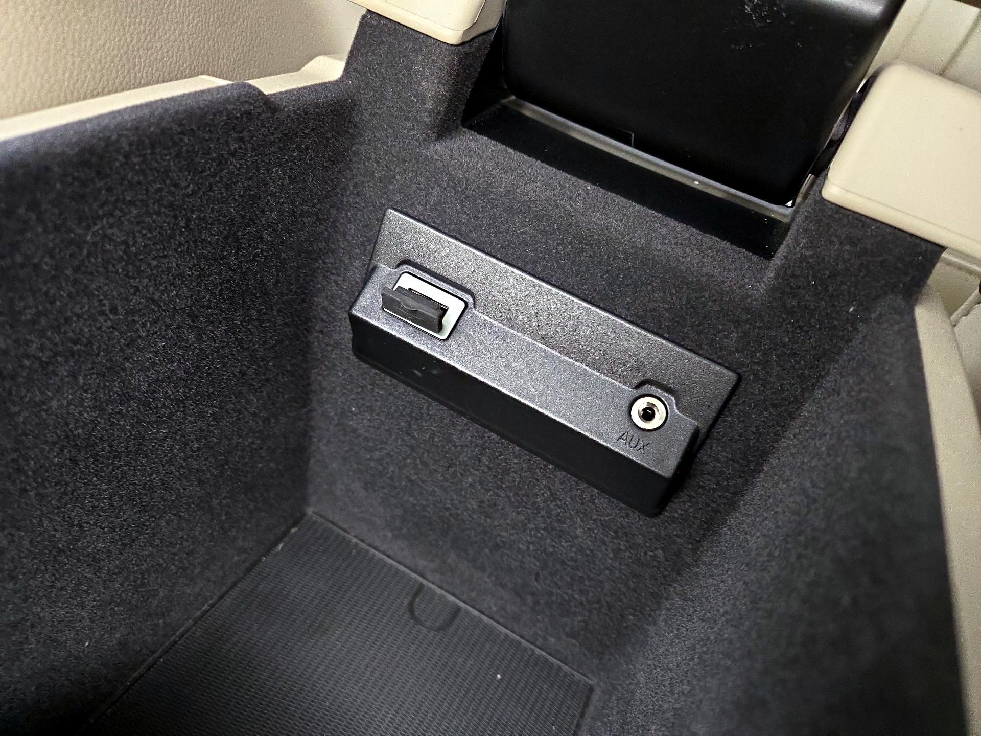 Thumbnail: 2015 Volvo S80 - 19