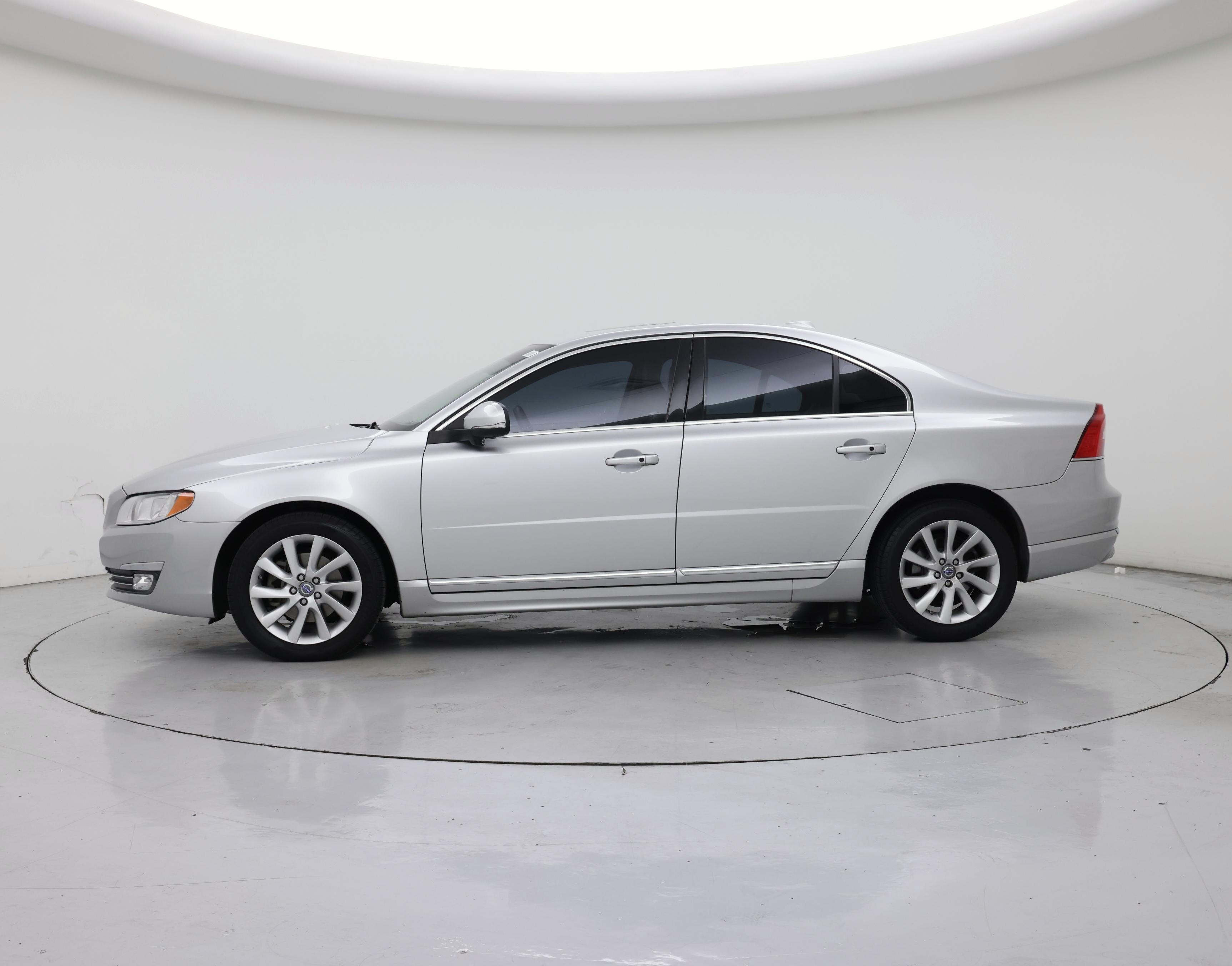 Thumbnail: 2015 Volvo S80 - 3