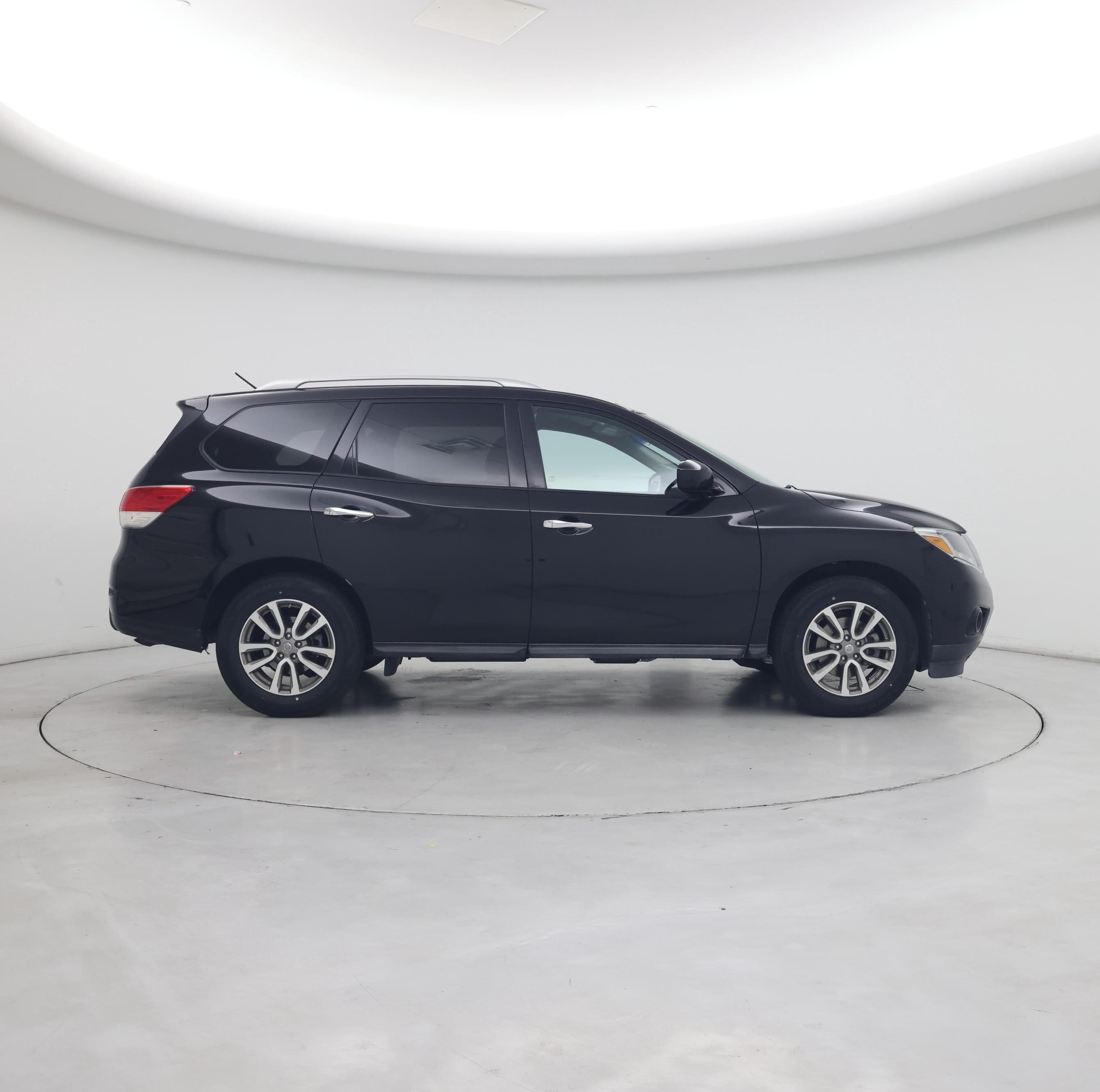 Thumbnail: 2015 Nissan Pathfinder - 7