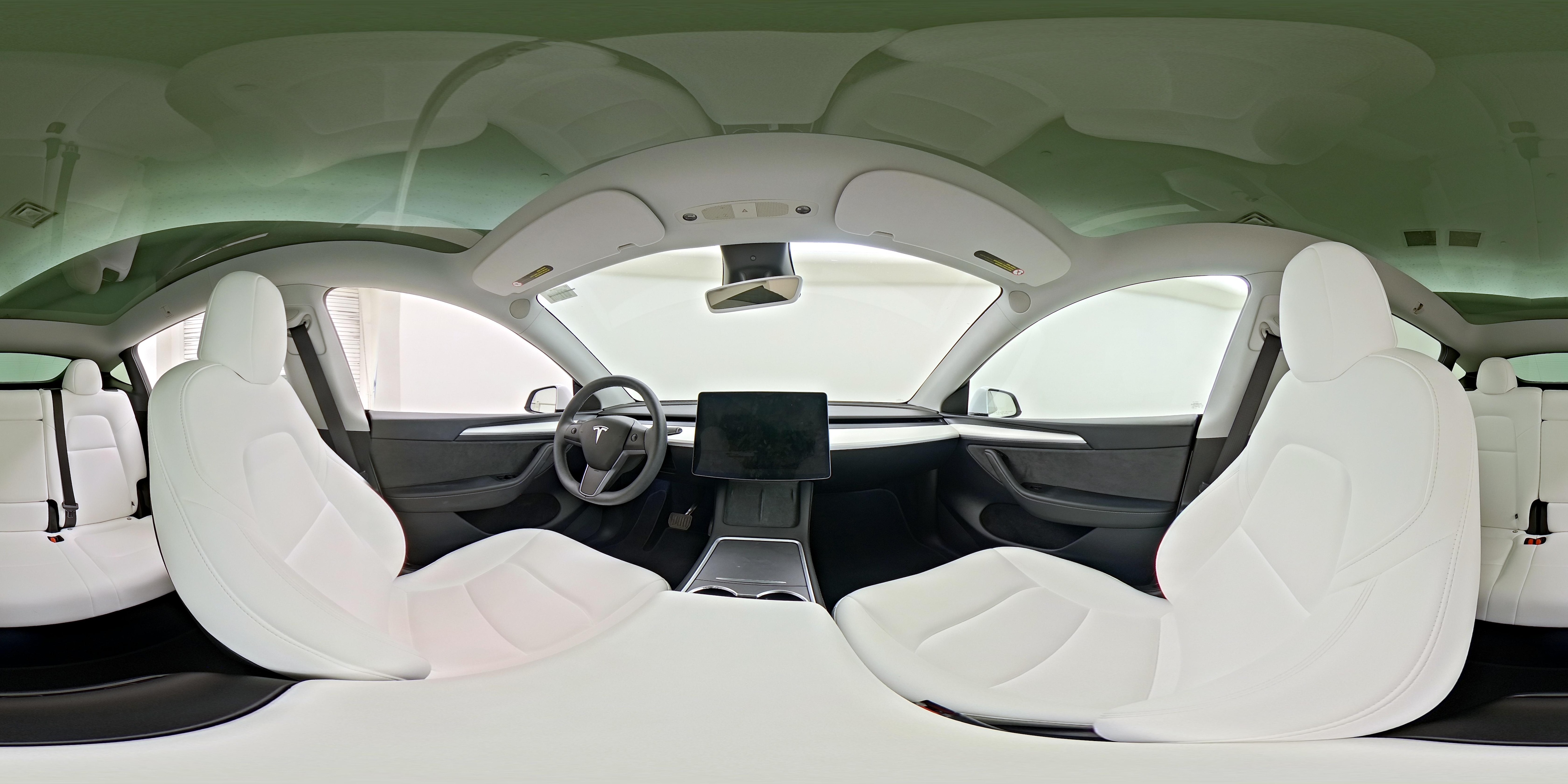 2025 Tesla Model Y Long Range - Photo 22