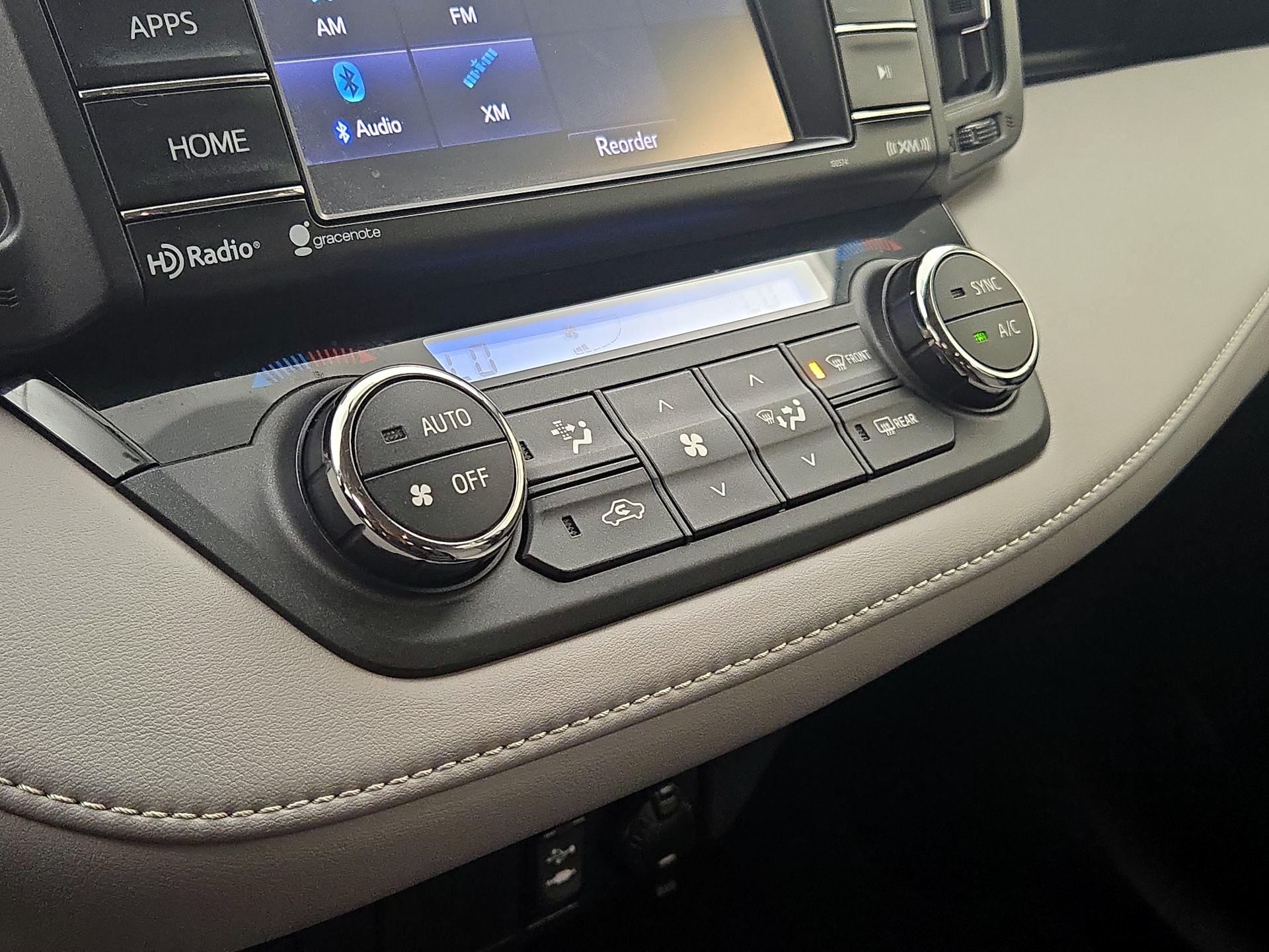 Thumbnail: 2016 Toyota RAV4 - 16