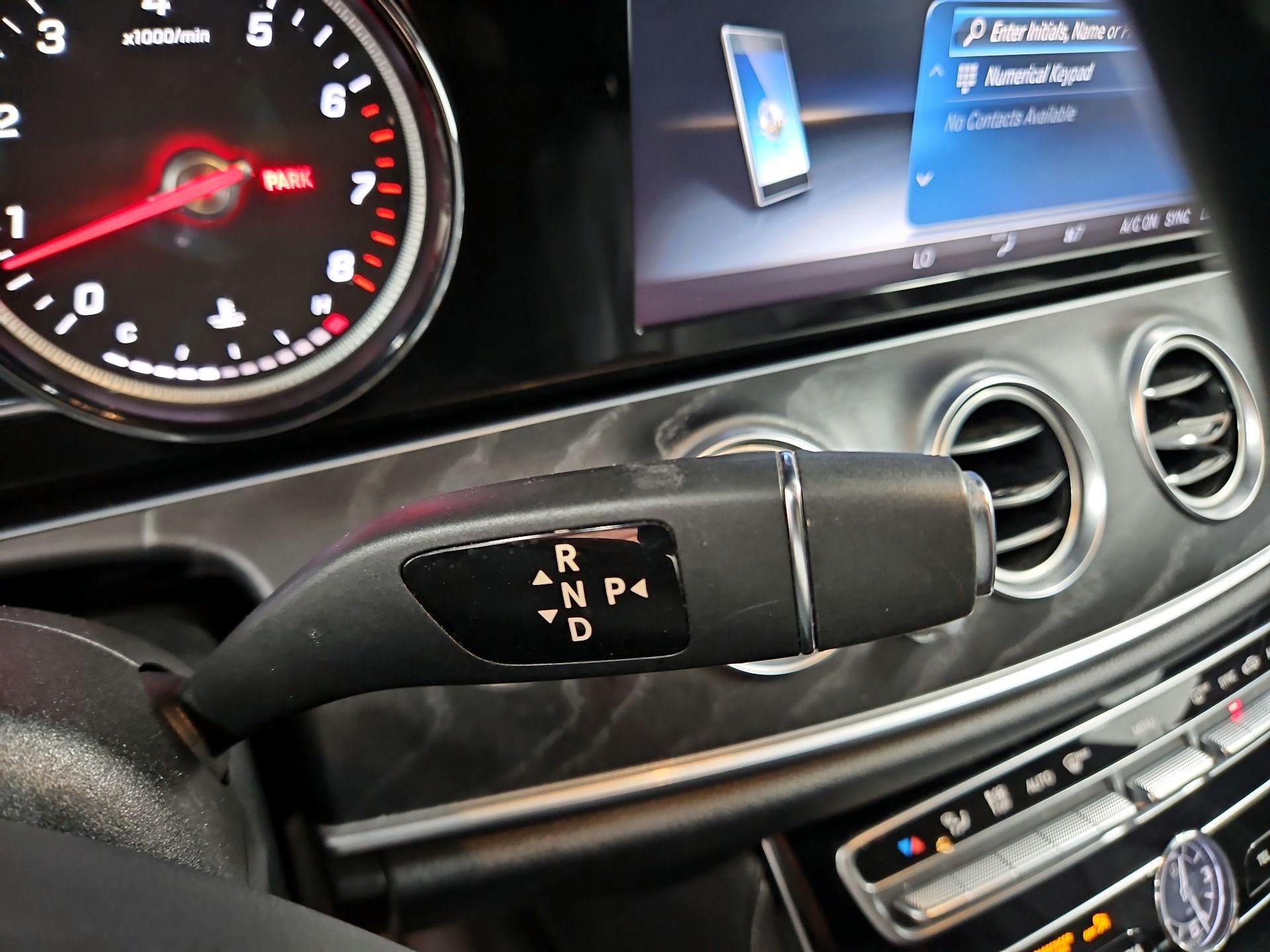 Thumbnail: 2017 Mercedes-Benz E-Class - 18