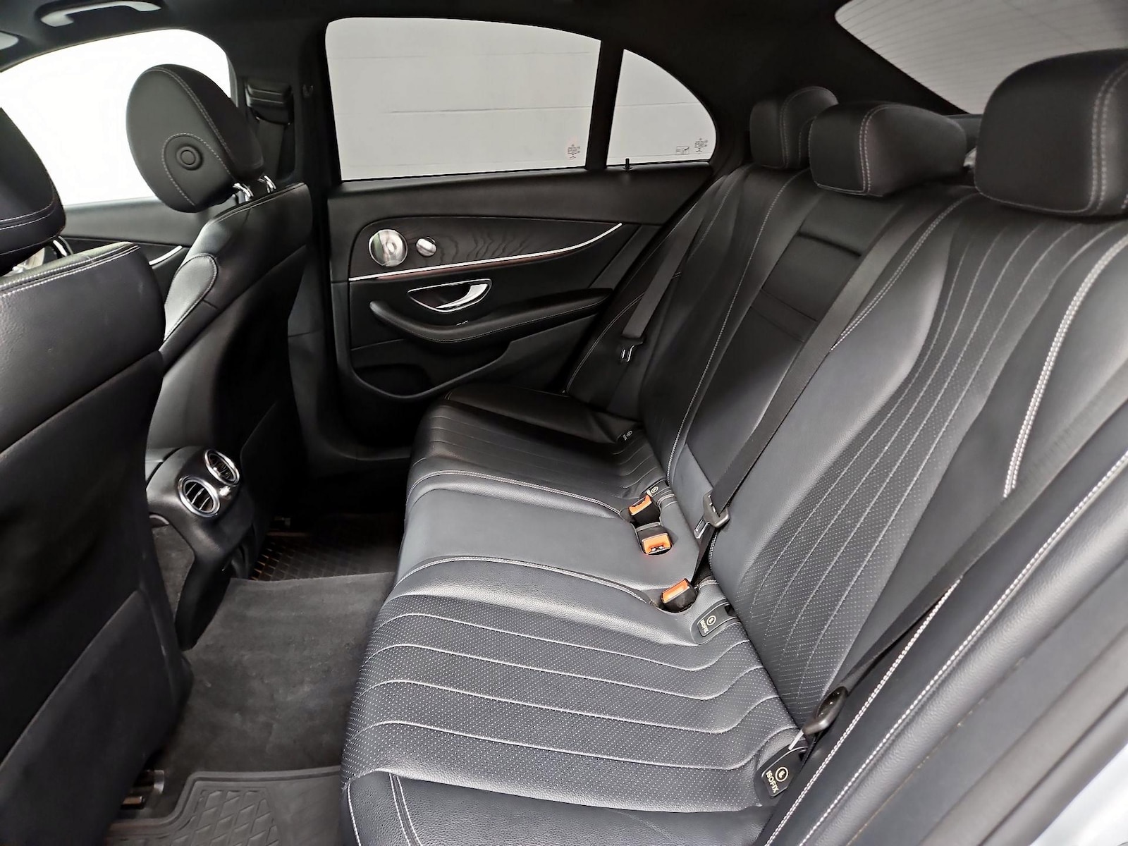 2017 Mercedes-Benz E-Class E300 - Photo 22