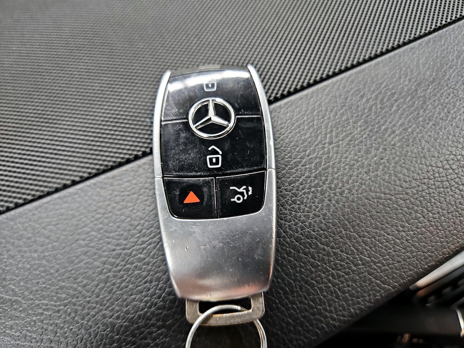 2017 Mercedes-Benz E-Class E300 - Photo 25