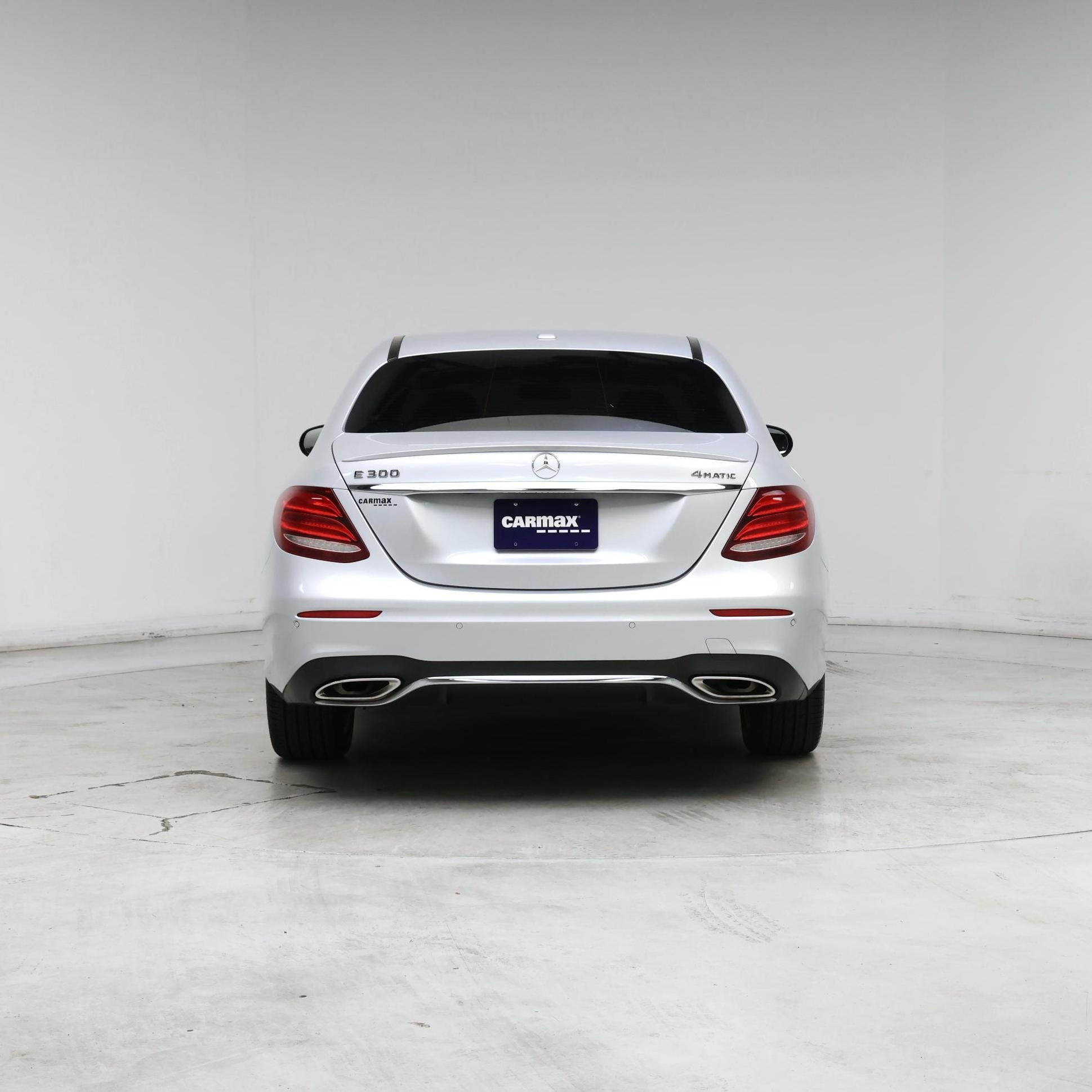 Thumbnail: 2017 Mercedes-Benz E-Class - 6