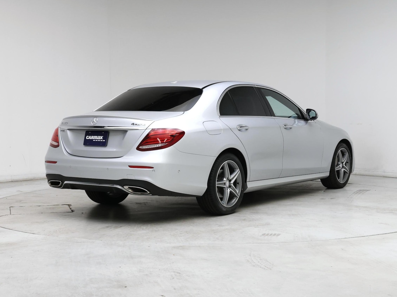 2017 Mercedes-Benz E-Class E300 - Photo 9