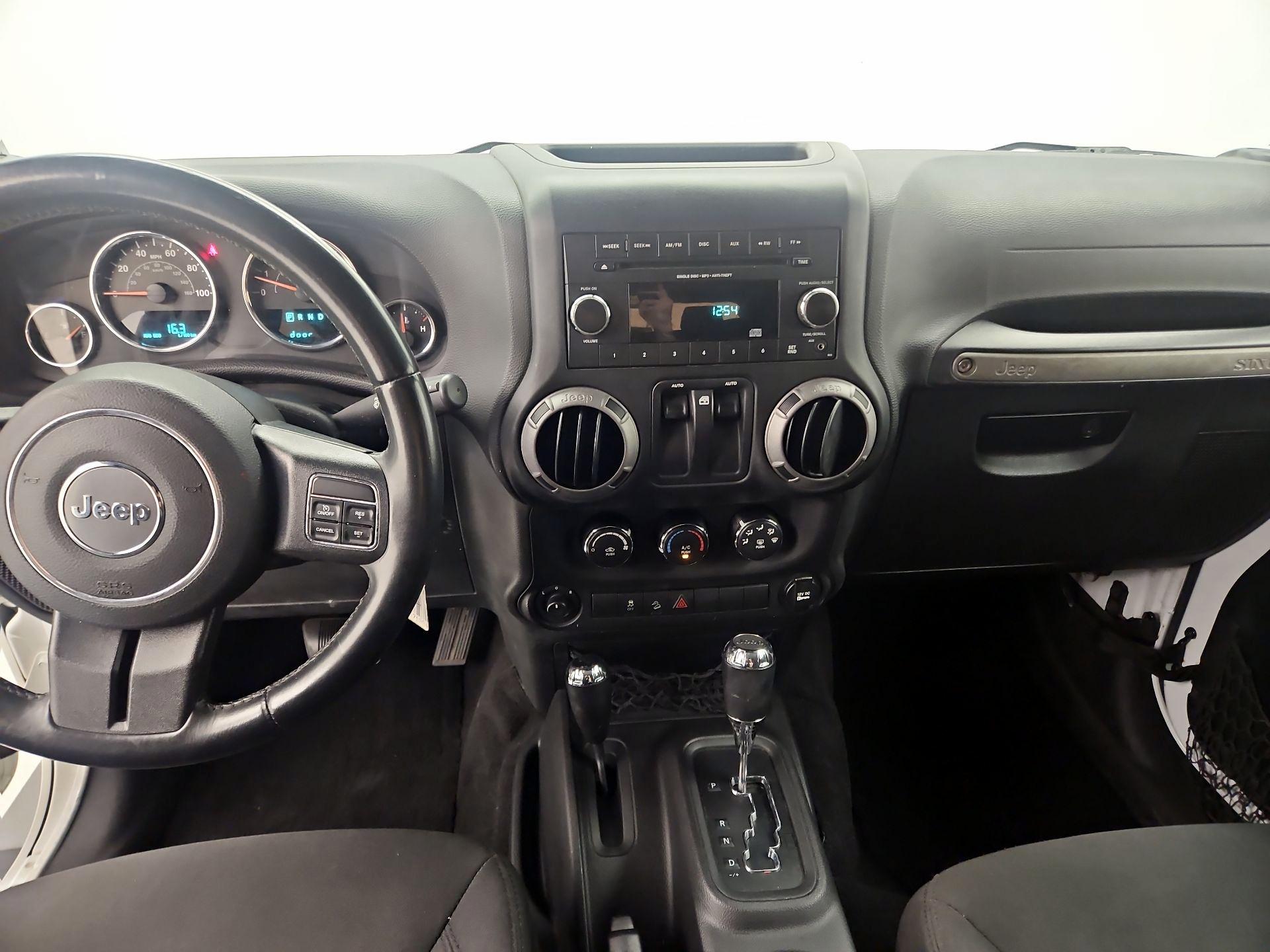 Thumbnail: 2017 Jeep Wrangler - 9