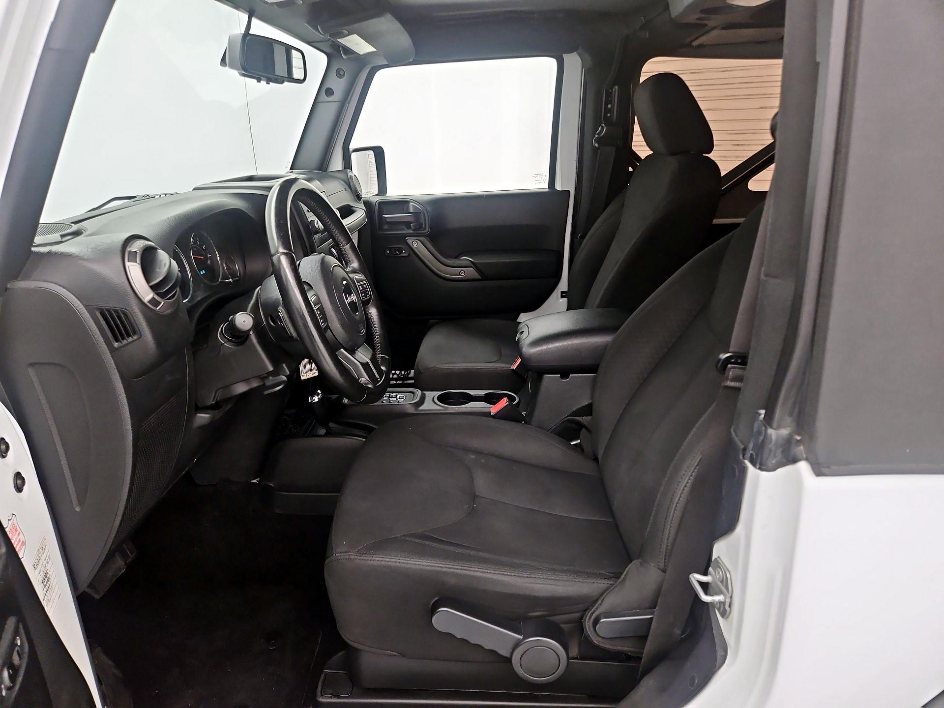 Thumbnail: 2017 Jeep Wrangler - 11