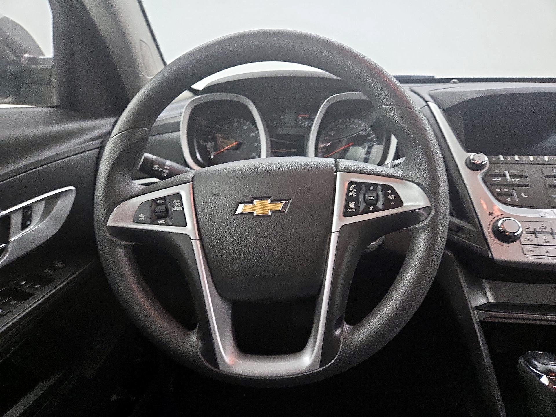 Thumbnail: 2016 Chevrolet Equinox - 10