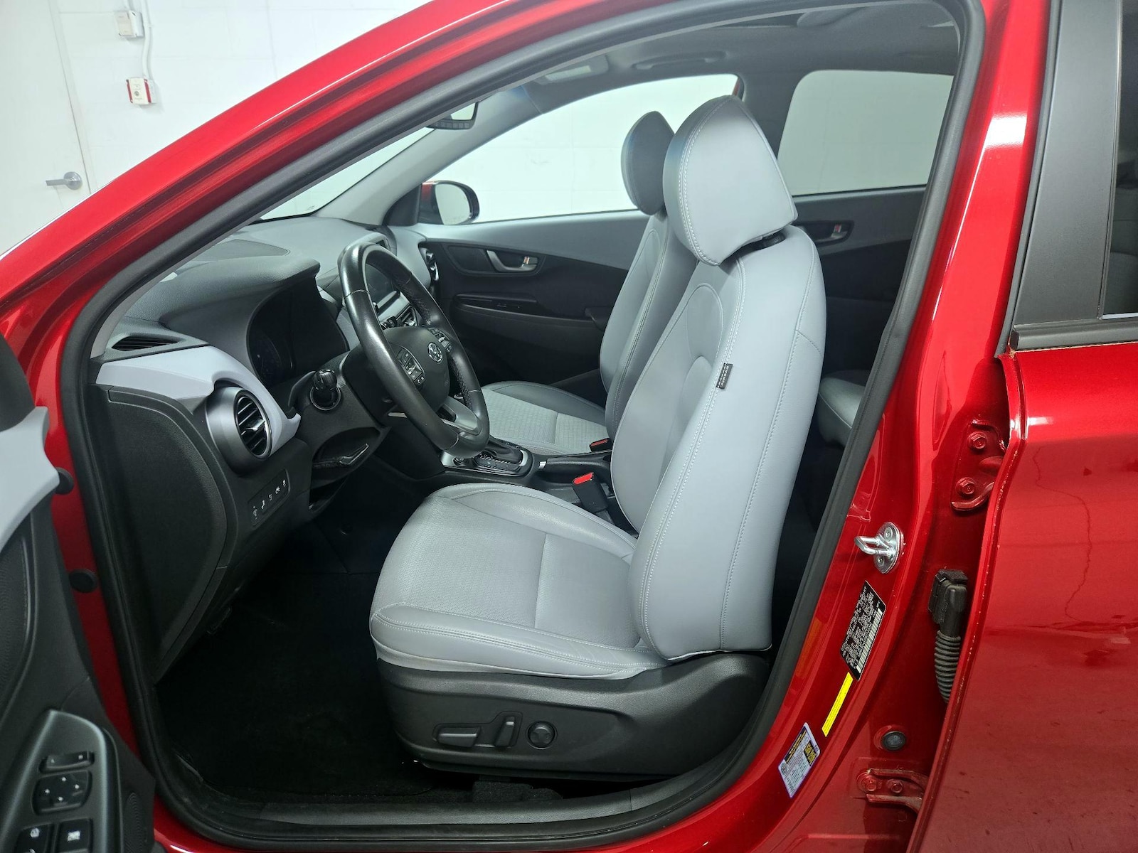 2021 Hyundai Kona Ultimate - Photo 12