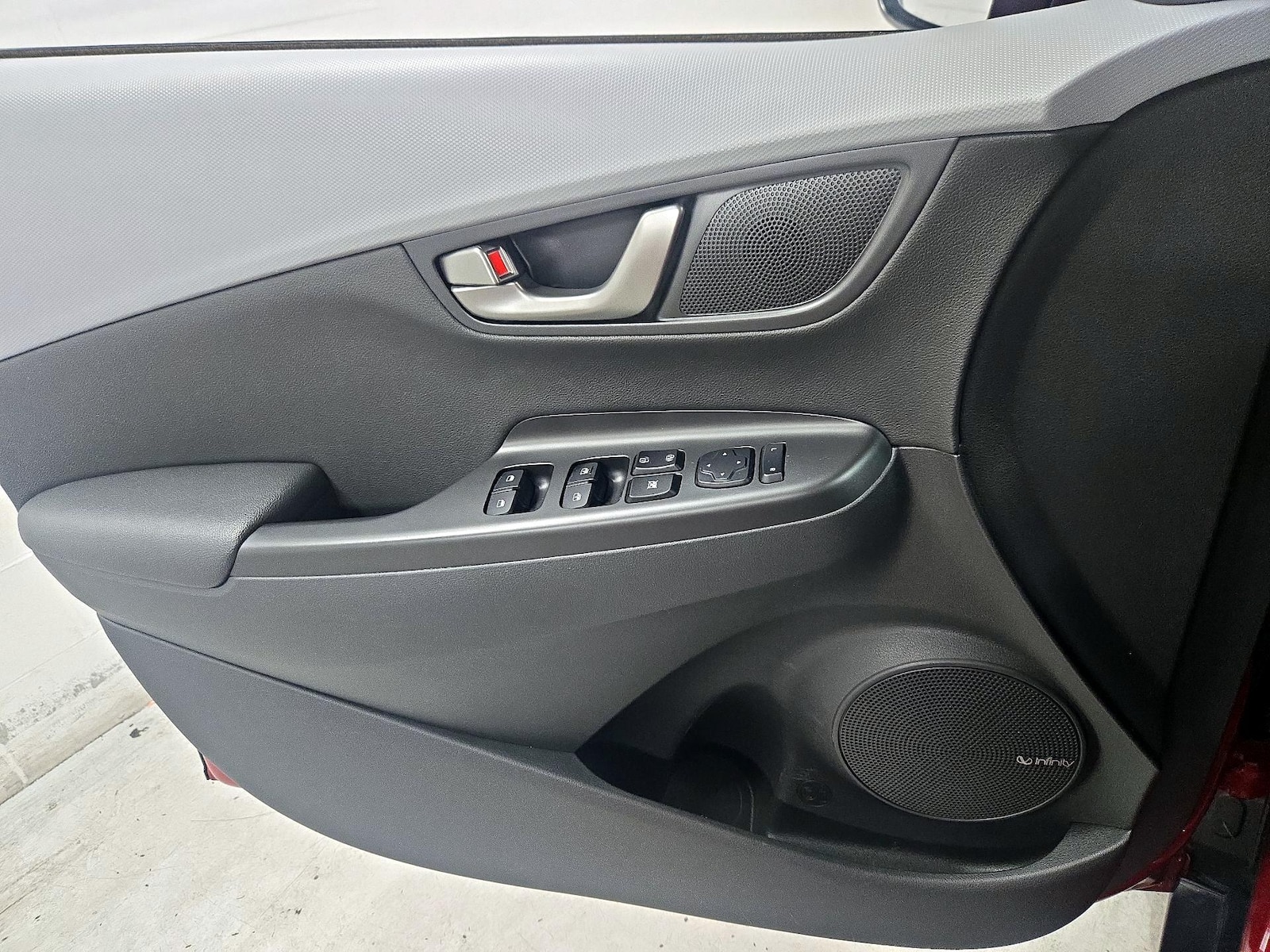 2021 Hyundai Kona Ultimate - Photo 13