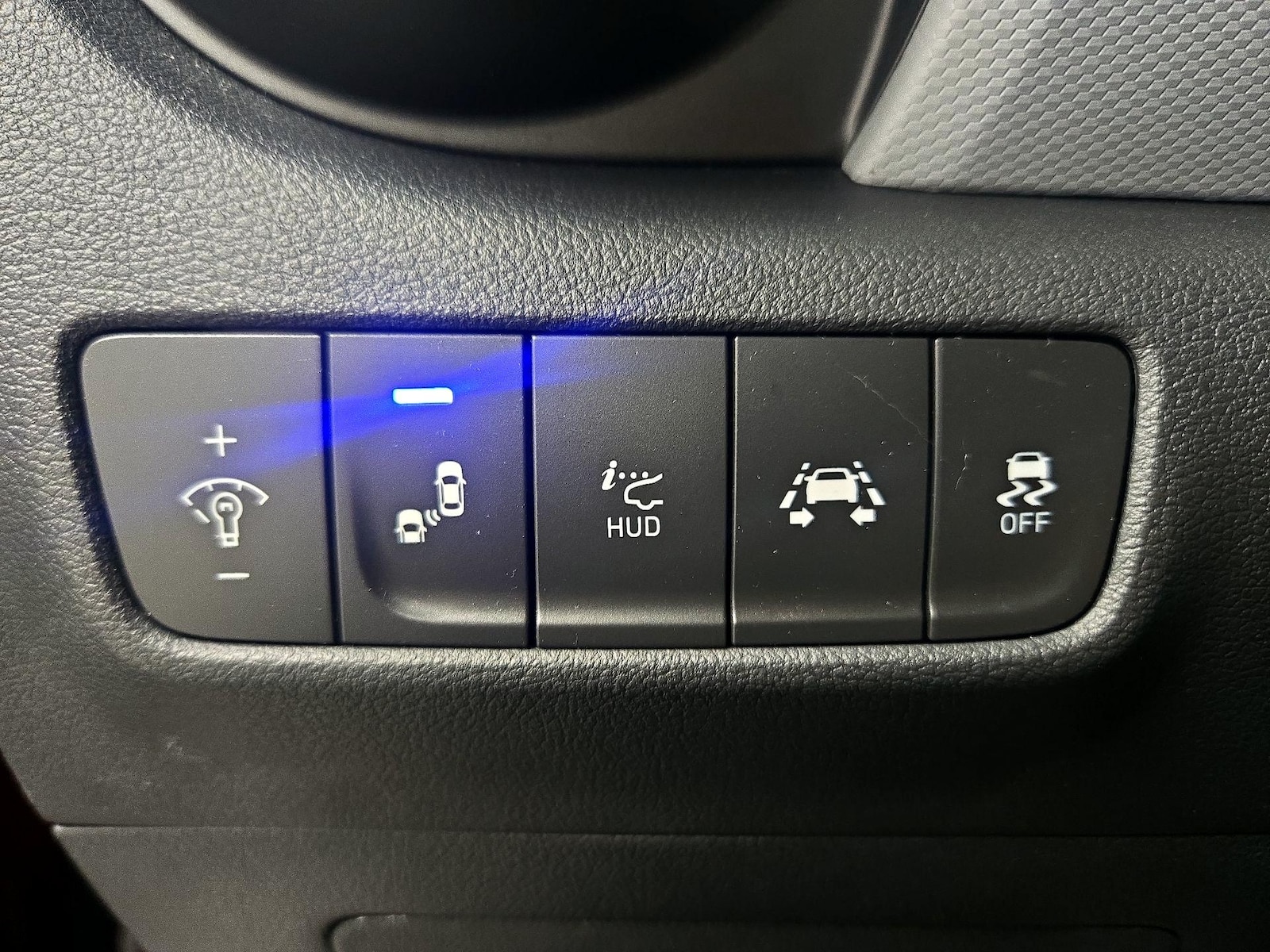 2021 Hyundai Kona Ultimate - Photo 14