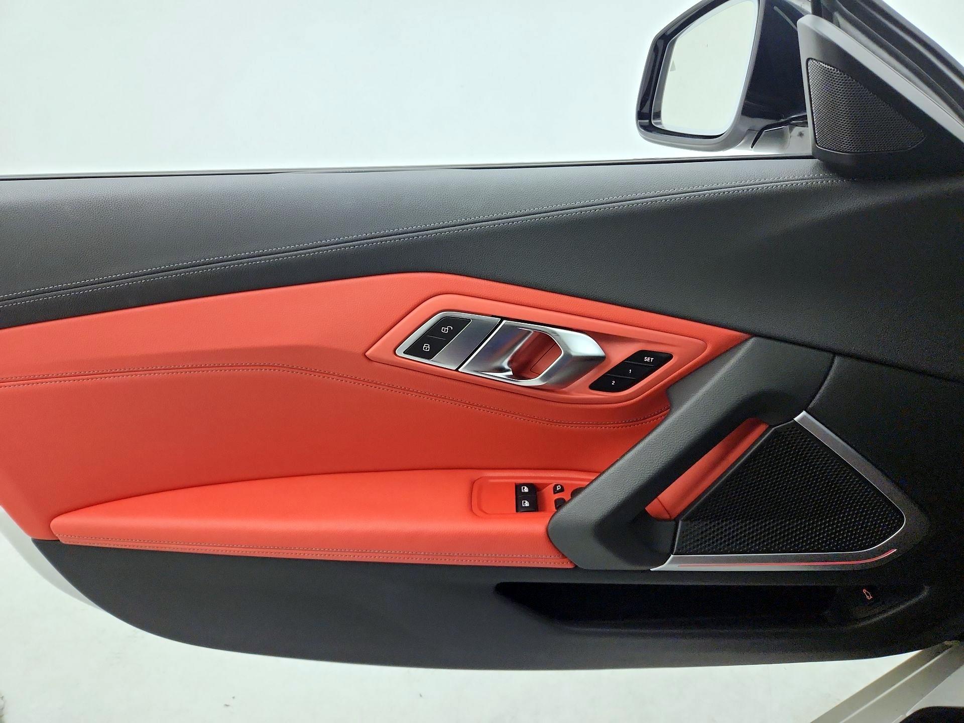 Thumbnail: 2020 BMW Z4 - 12