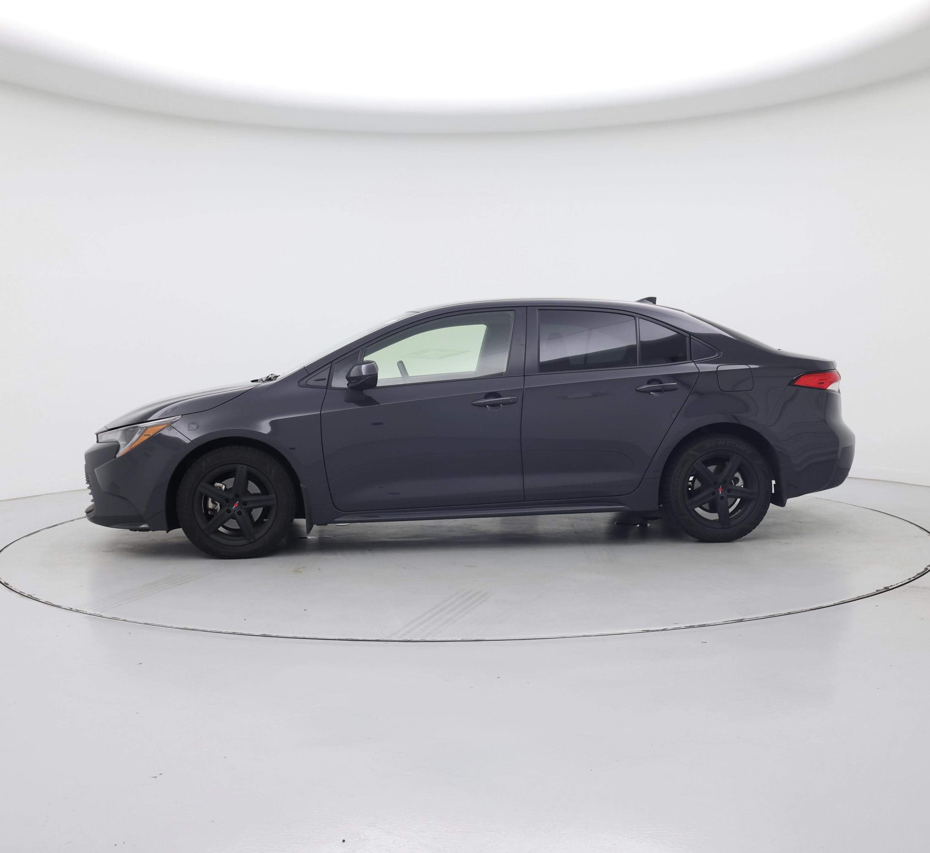 Thumbnail: 2023 Toyota Corolla - 3