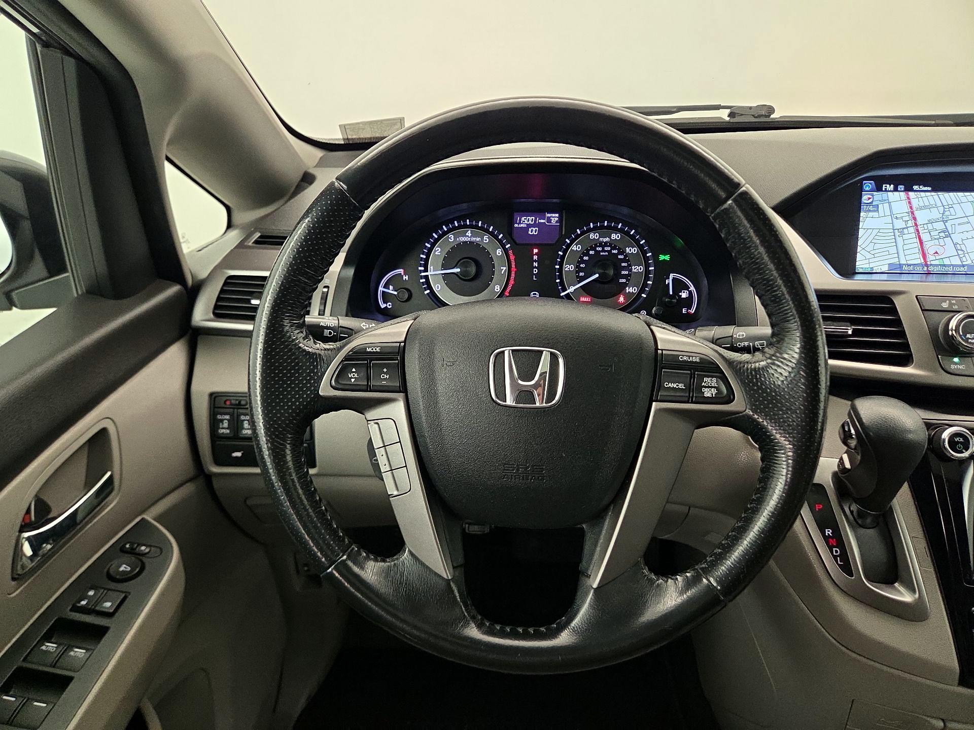 Thumbnail: 2016 Honda Odyssey - 10