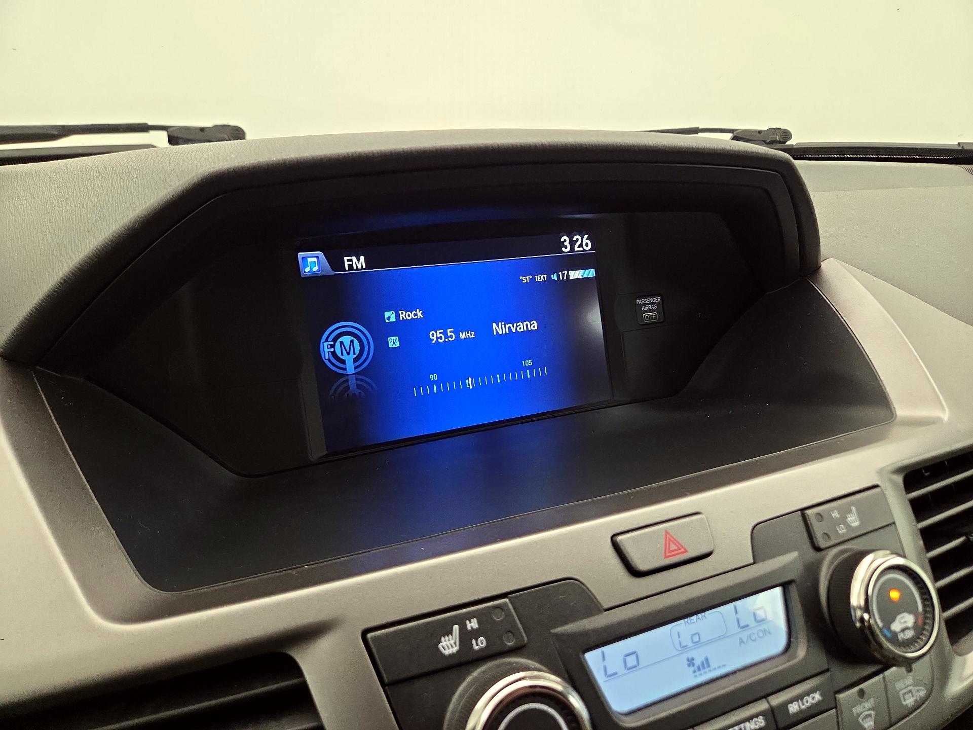 Thumbnail: 2016 Honda Odyssey - 16