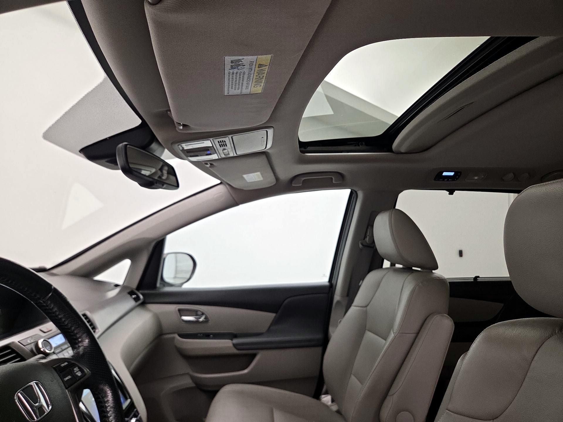 Thumbnail: 2016 Honda Odyssey - 20