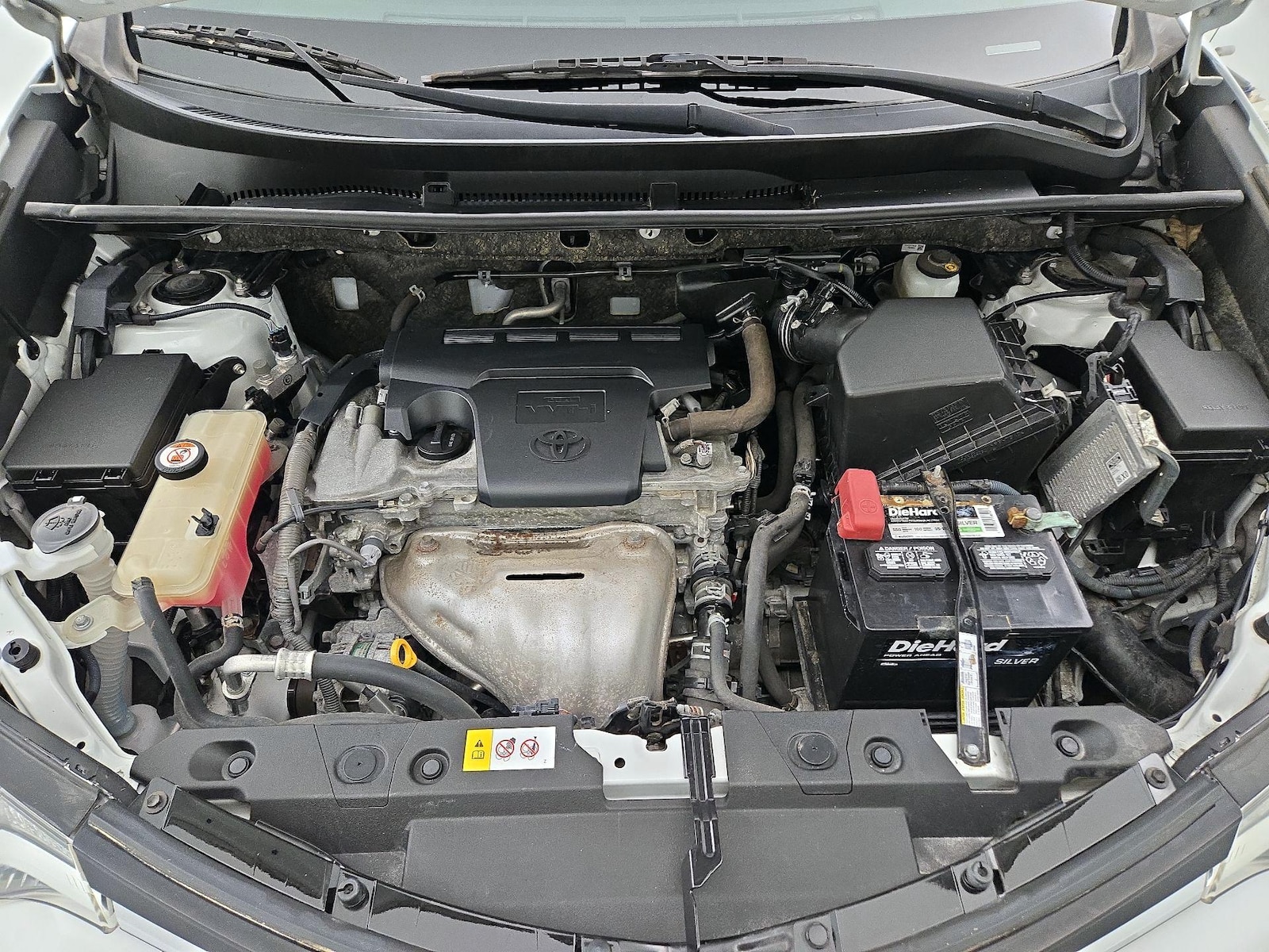 2018 Toyota RAV4 XLE - Photo 23