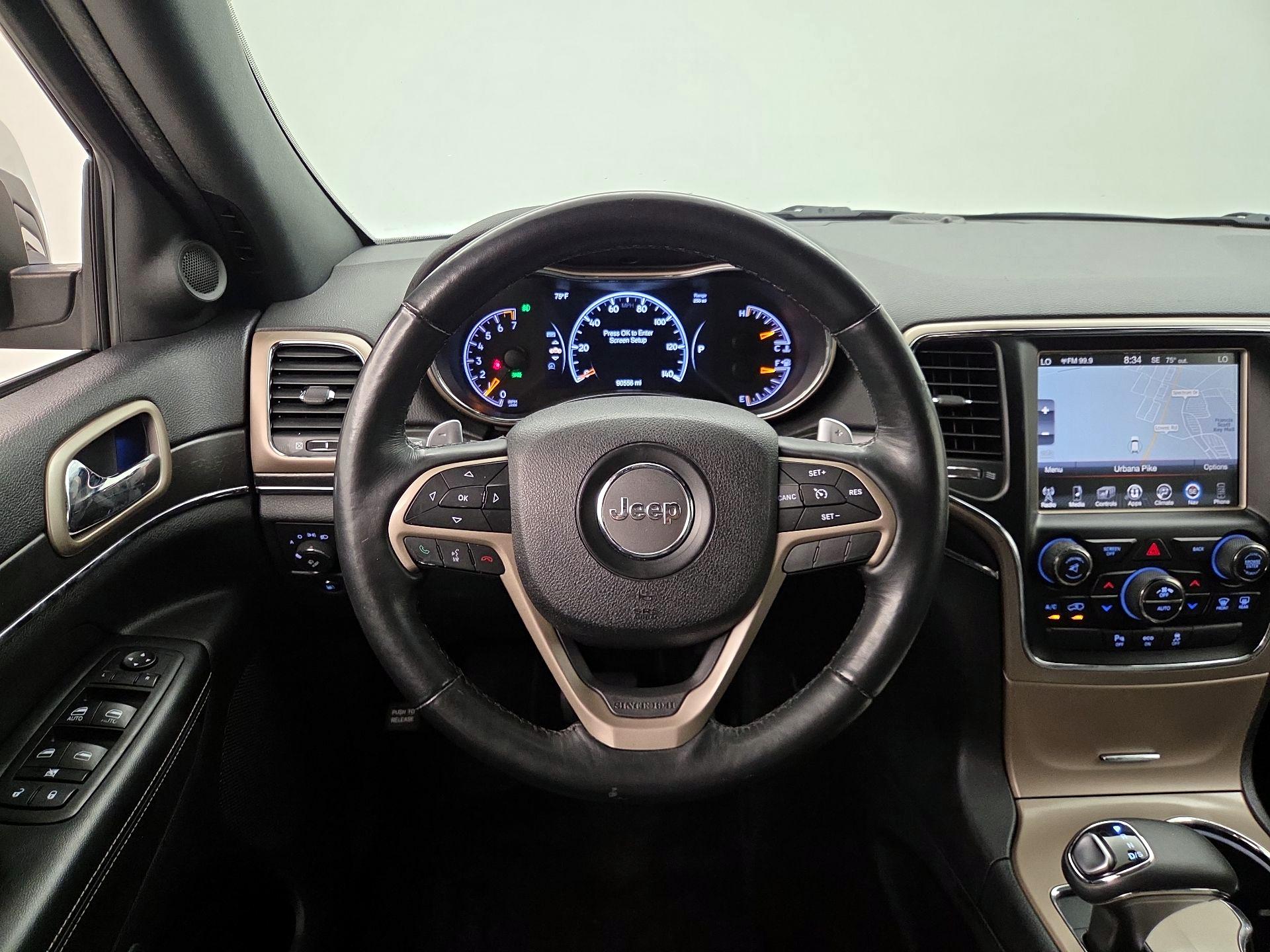 Thumbnail: 2015 Jeep Grand Cherokee - 10
