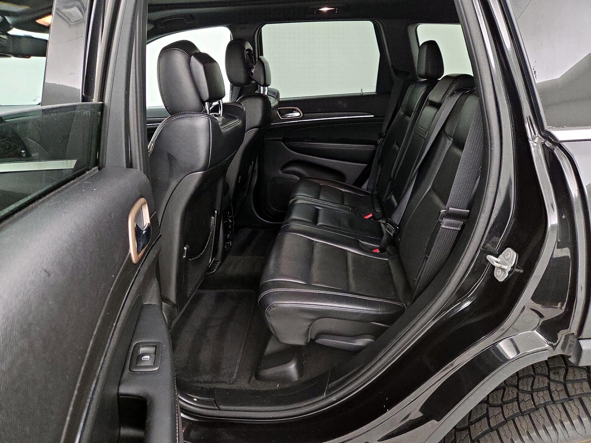 Thumbnail: 2015 Jeep Grand Cherokee - 20