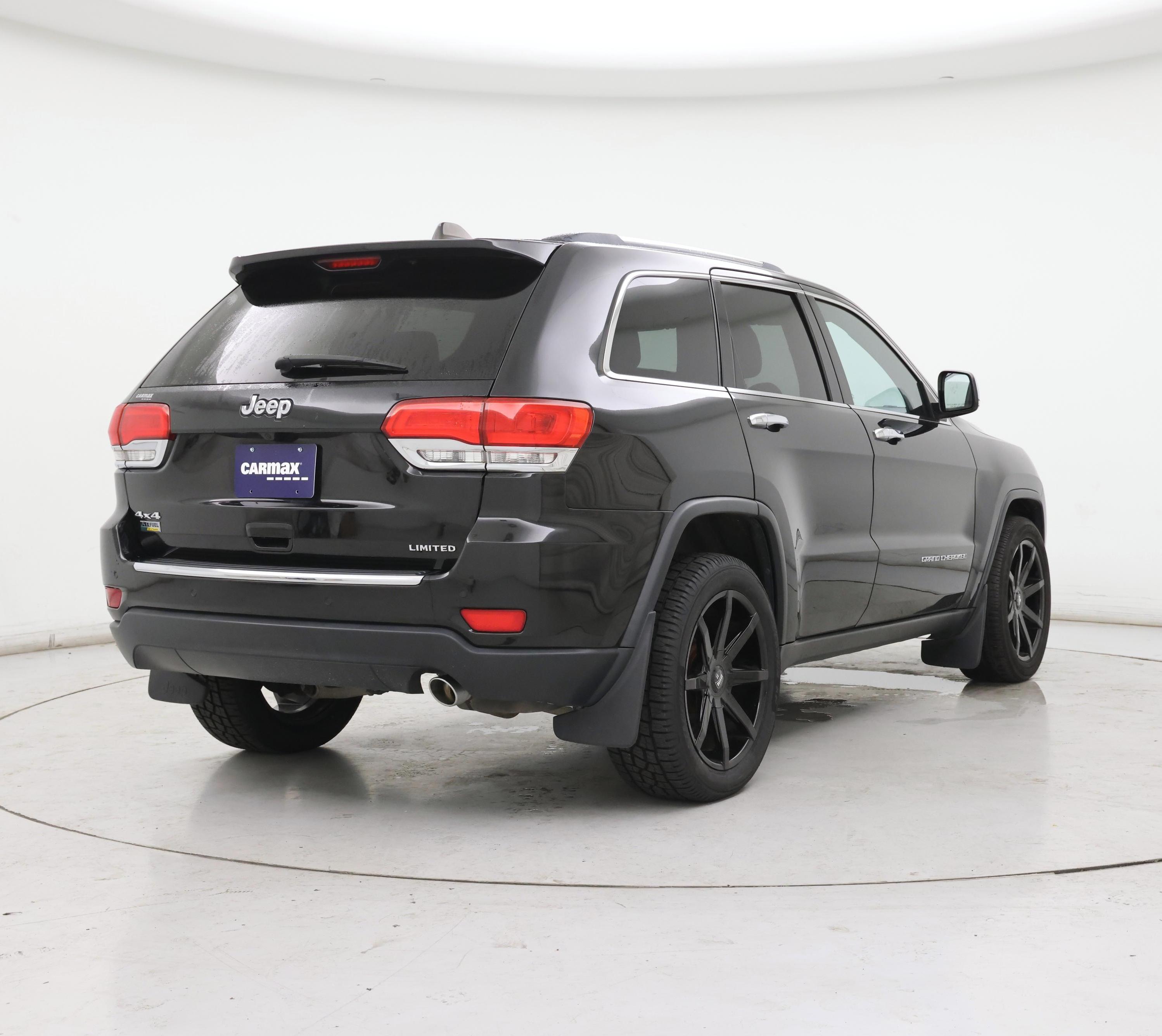 Thumbnail: 2015 Jeep Grand Cherokee - 8