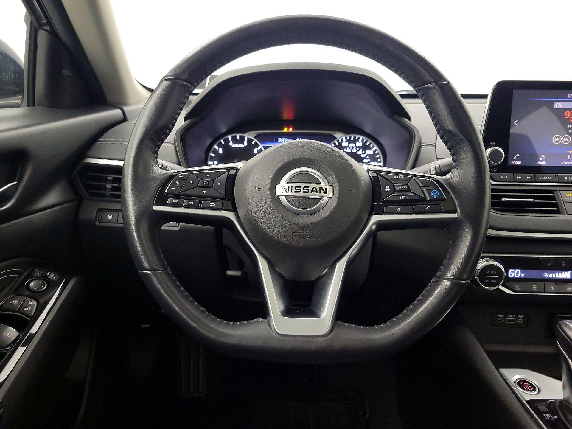 Thumbnail: 2020 Nissan Altima - 10