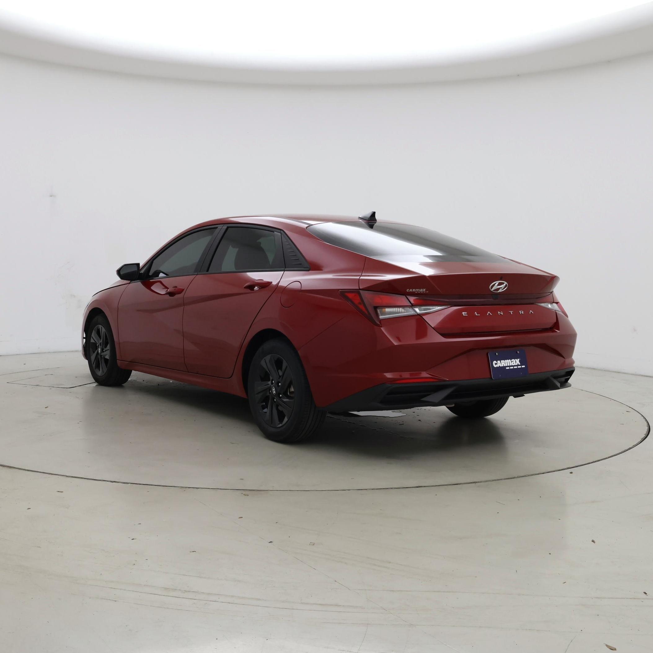 Thumbnail: 2023 Hyundai Elantra - 2