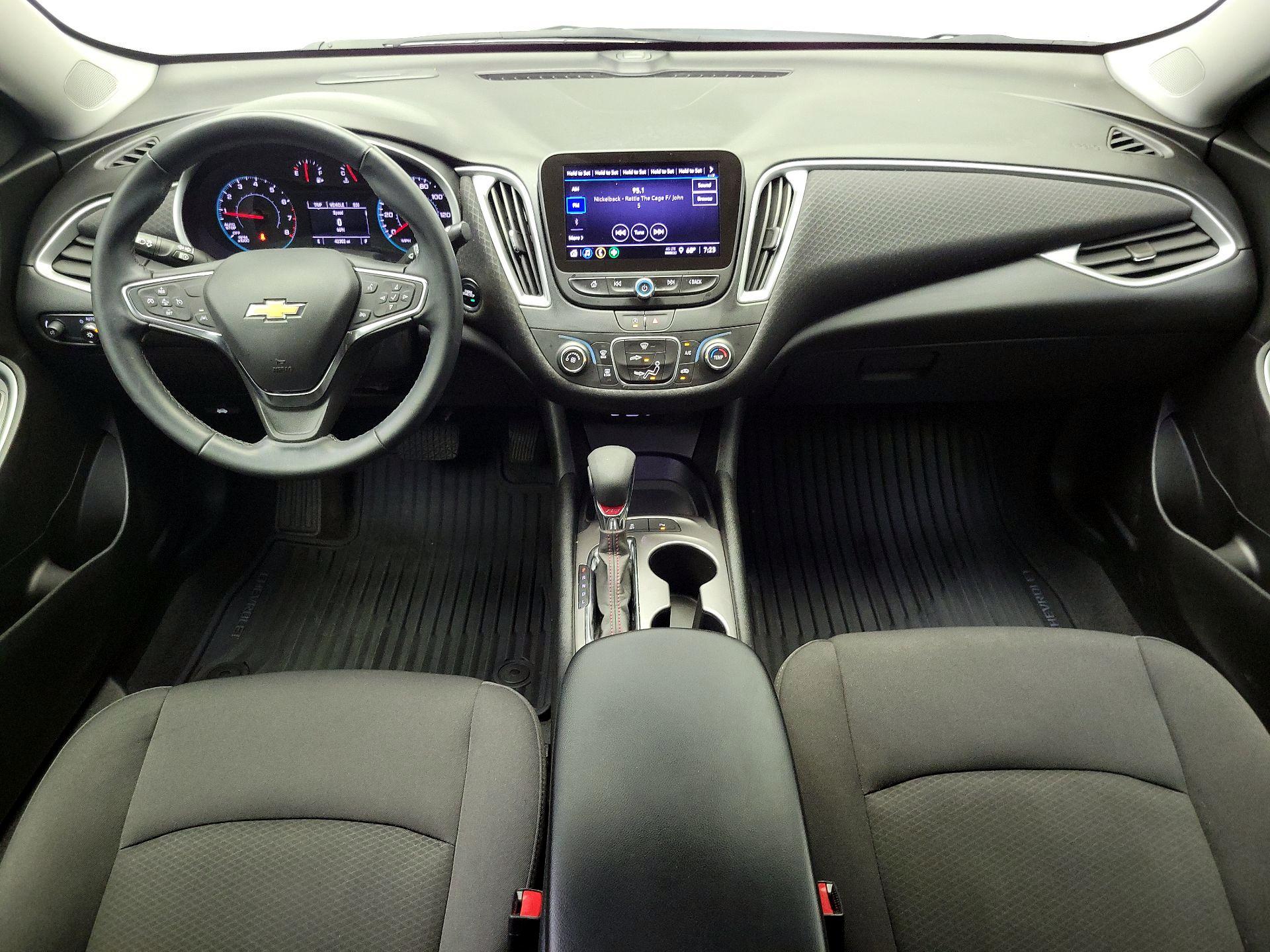Thumbnail: 2024 Chevrolet Malibu - 9