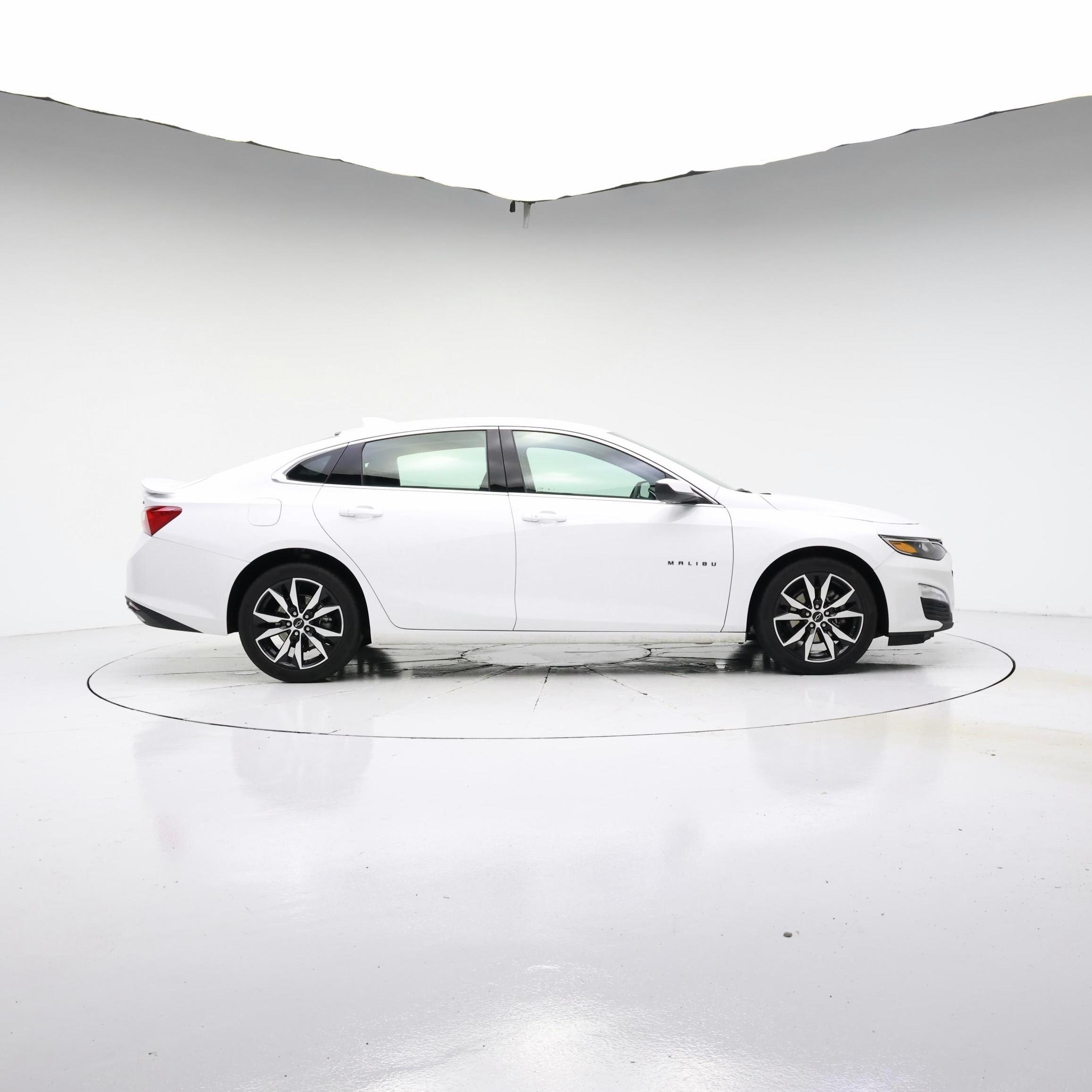 Thumbnail: 2024 Chevrolet Malibu - 7