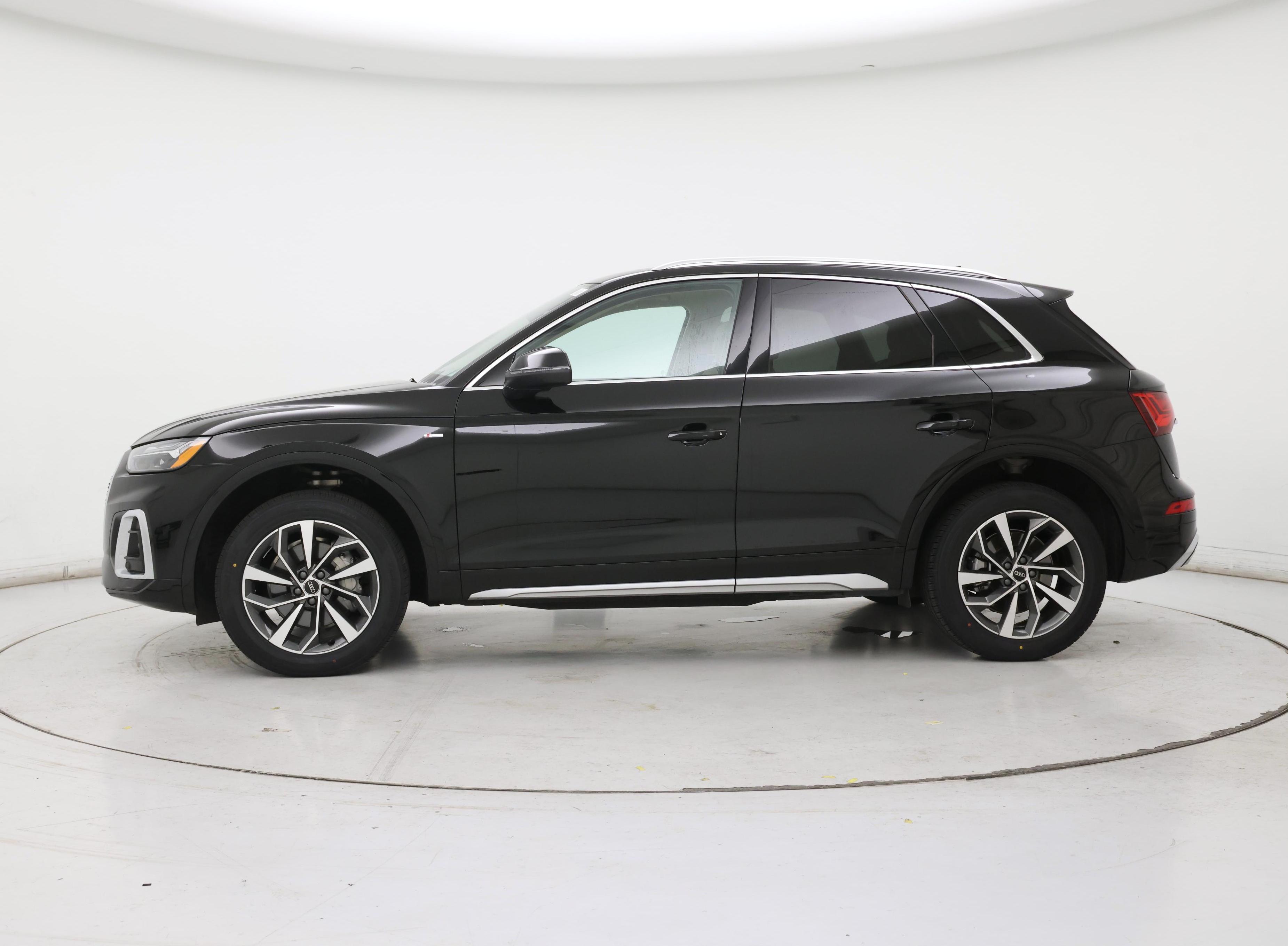 Thumbnail: 2024 Audi Q5 - 3