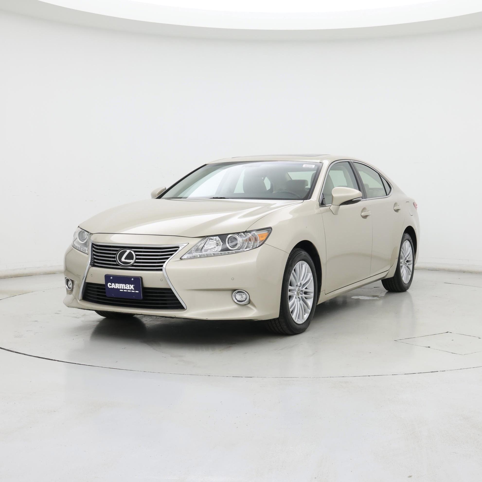 Thumbnail: 2014 Lexus ES - 4