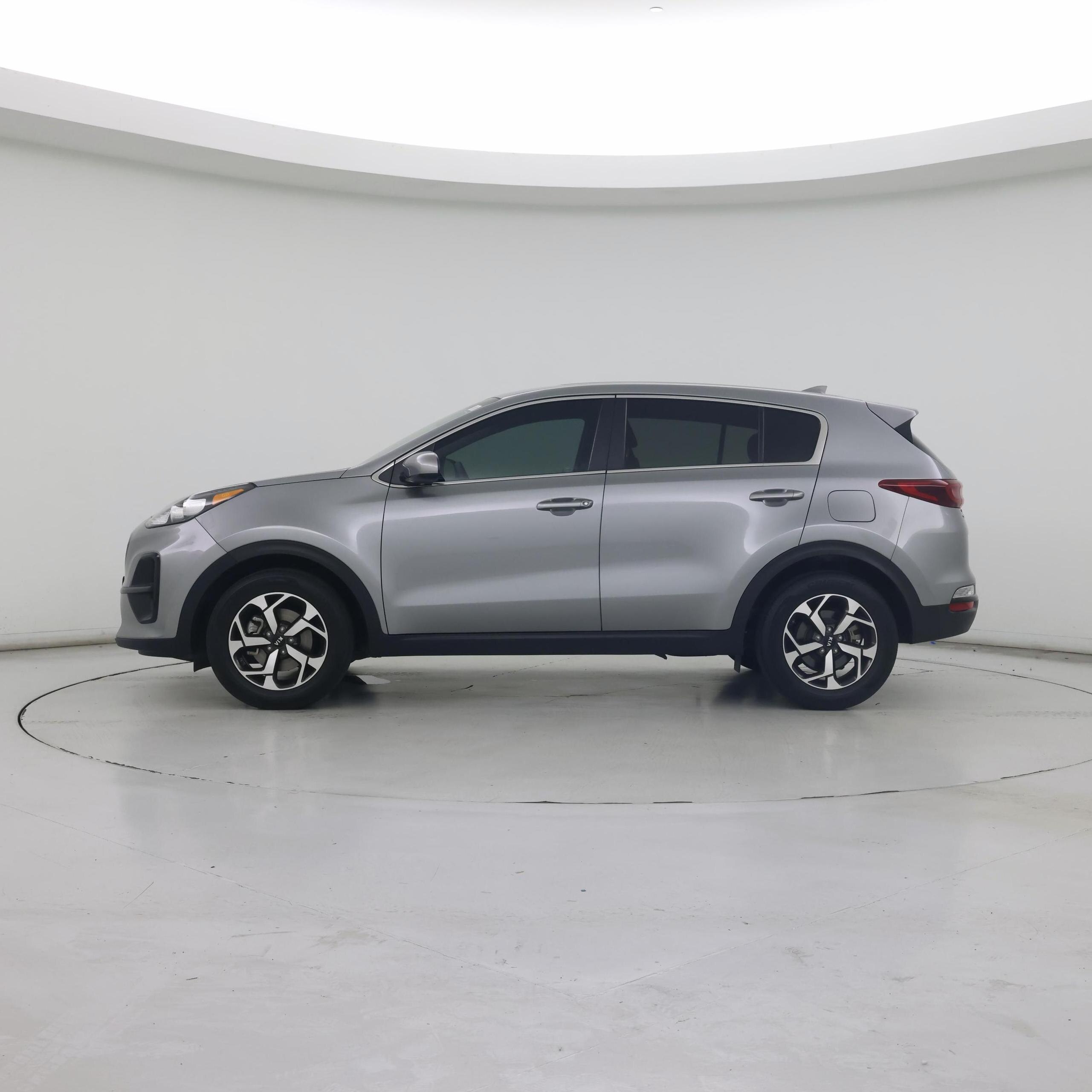 Thumbnail: 2022 Kia Sportage - 3