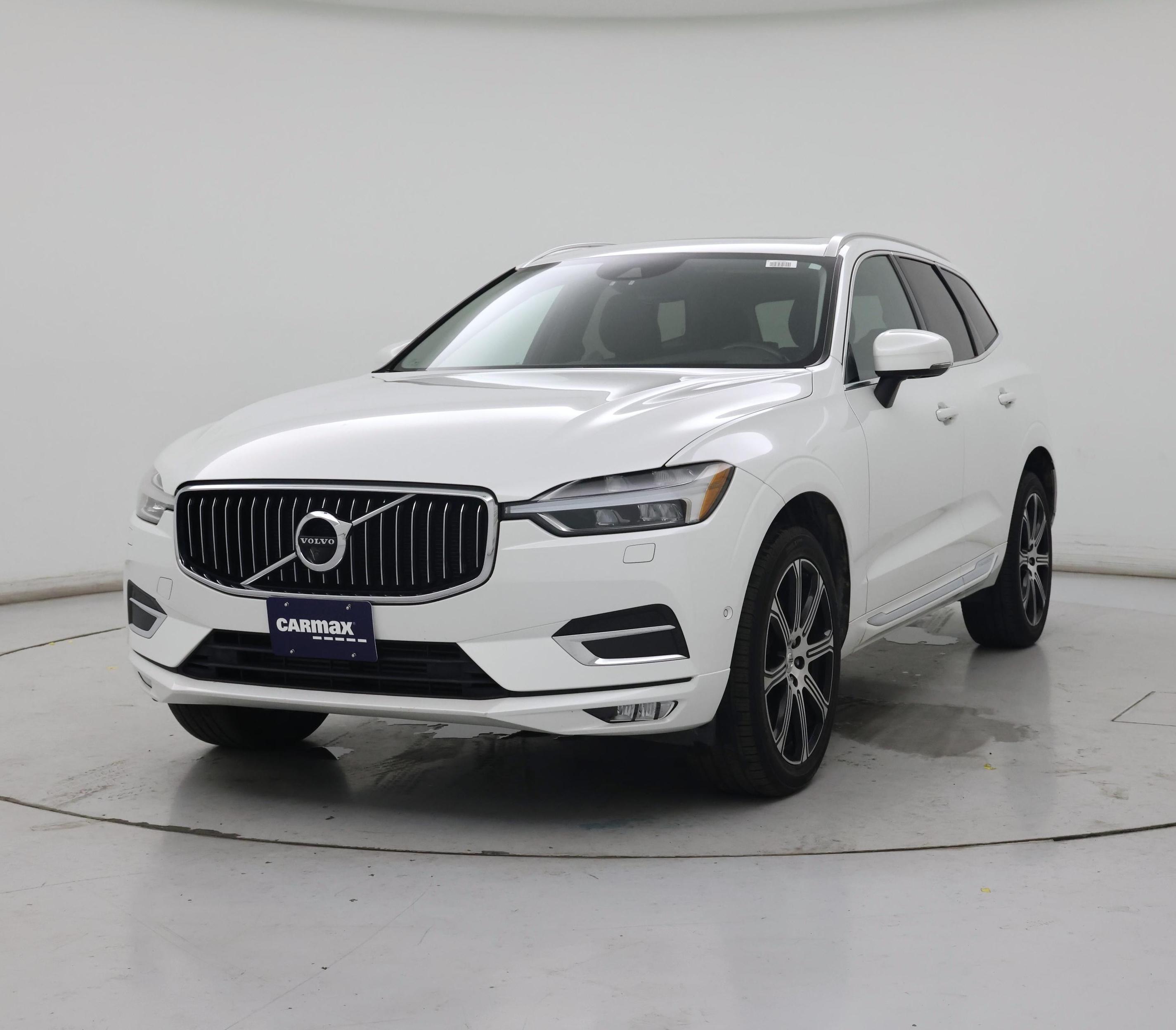 Thumbnail: 2018 Volvo XC60 - 4