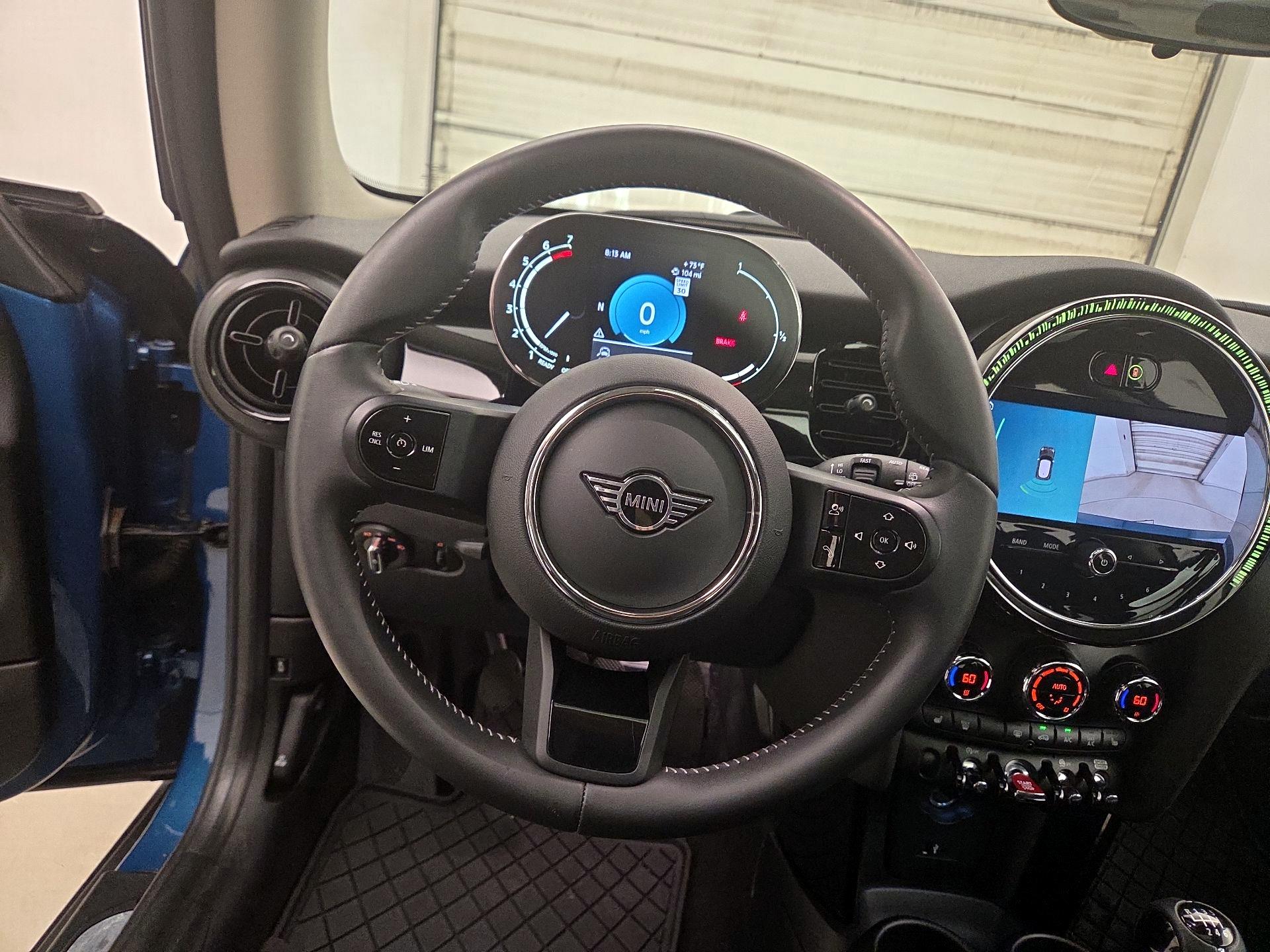 Thumbnail: 2022 MINI Cooper Hardtop - 10