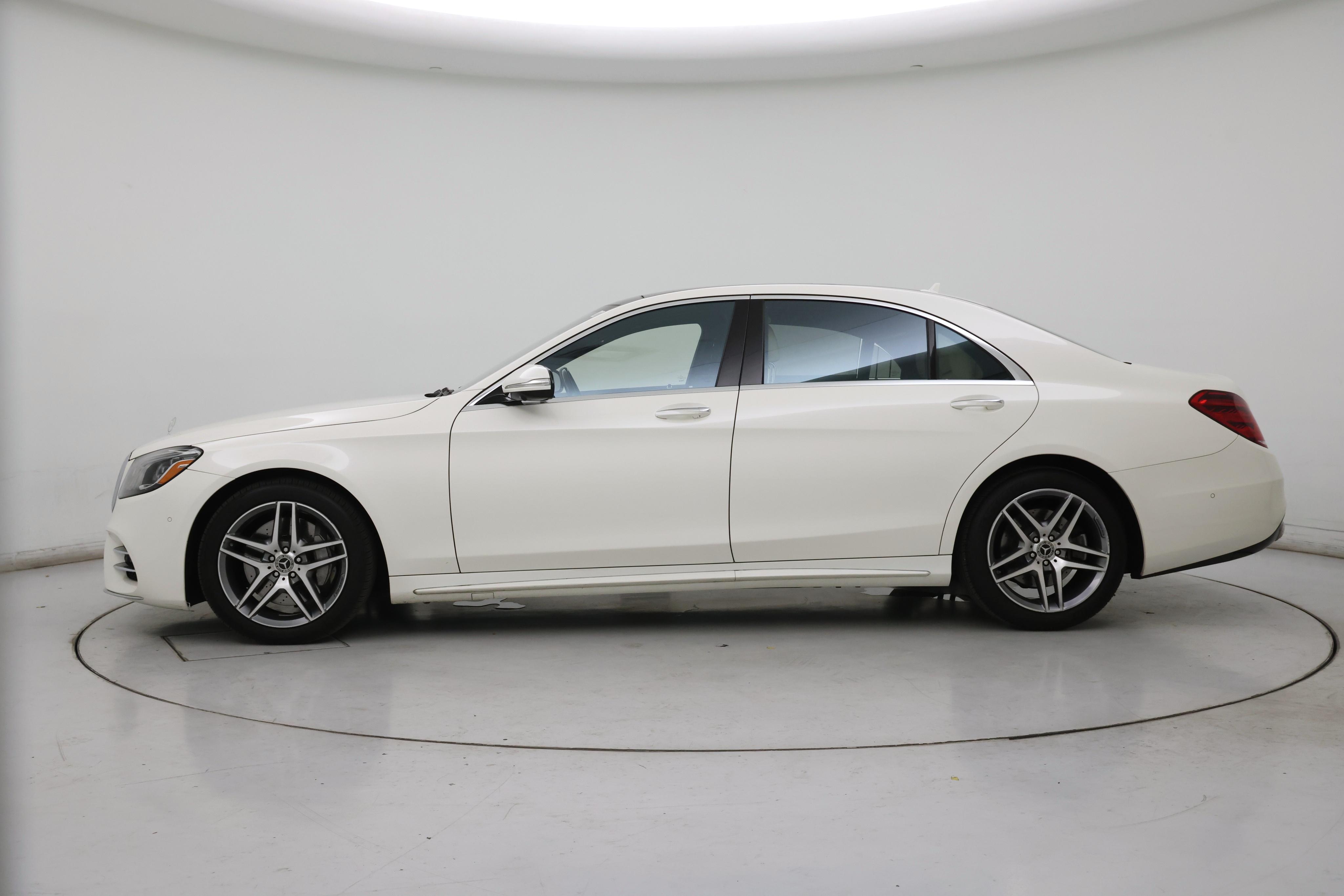 Thumbnail: 2019 Mercedes-Benz S-Class - 3