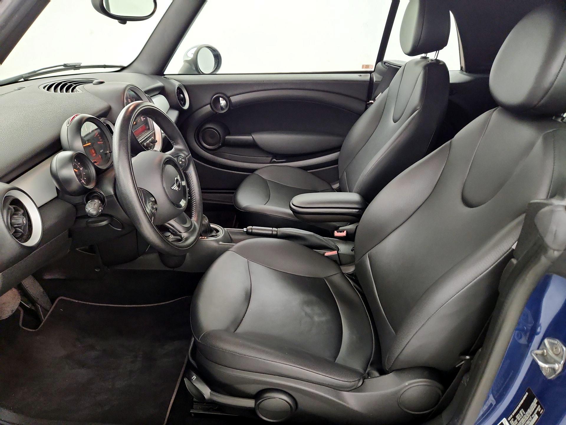 Thumbnail: 2015 MINI Cooper - 9