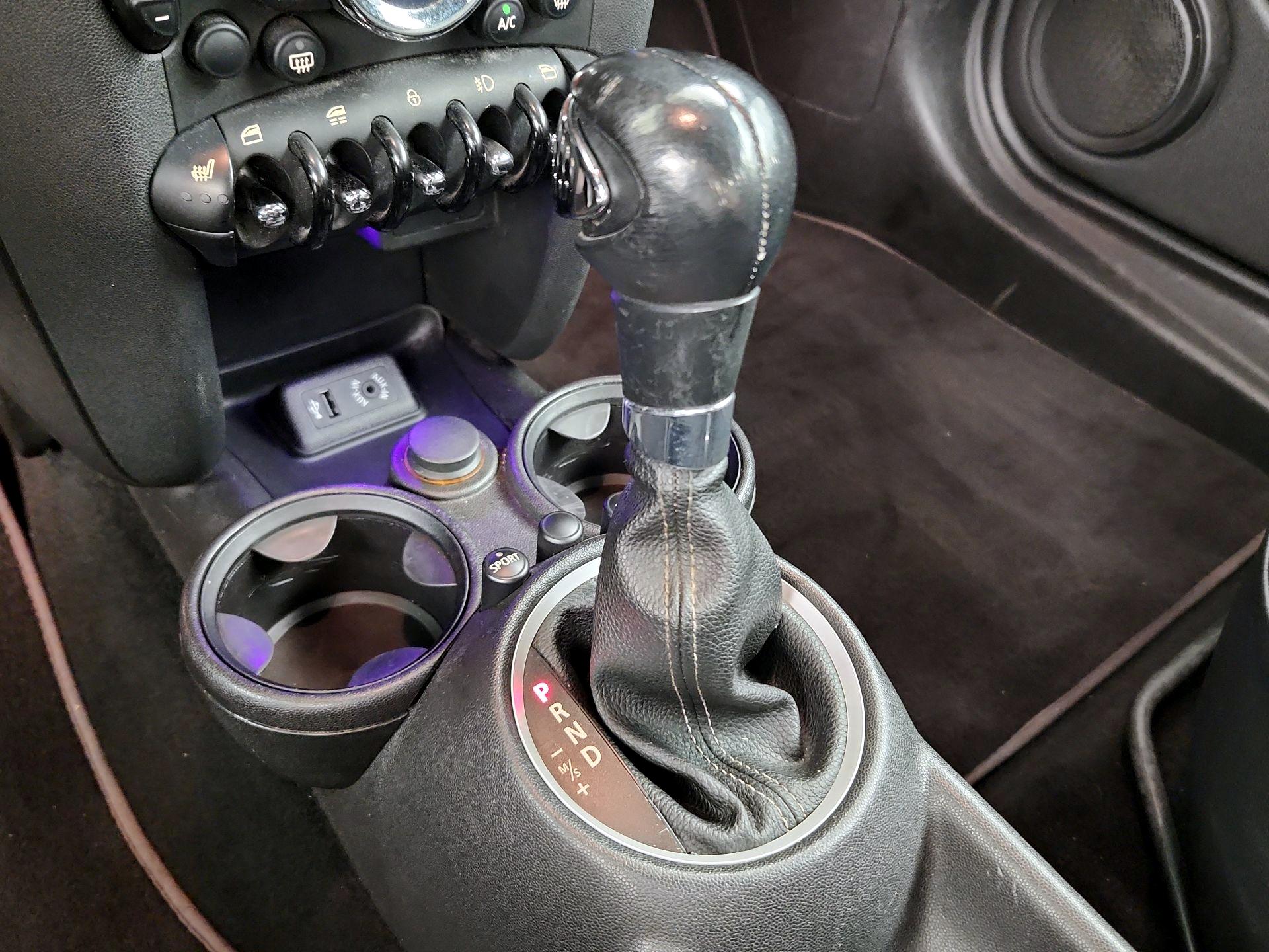 Thumbnail: 2015 MINI Cooper - 13