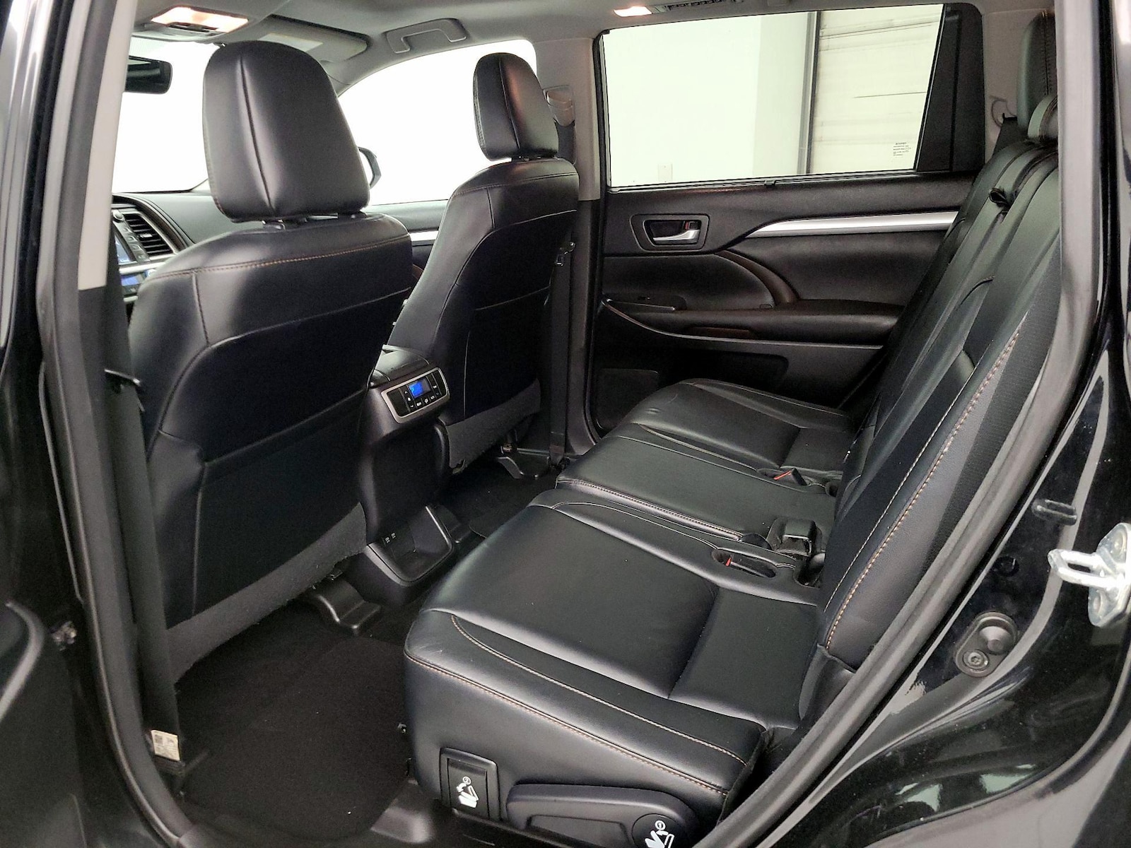 Rear Air Conditioning