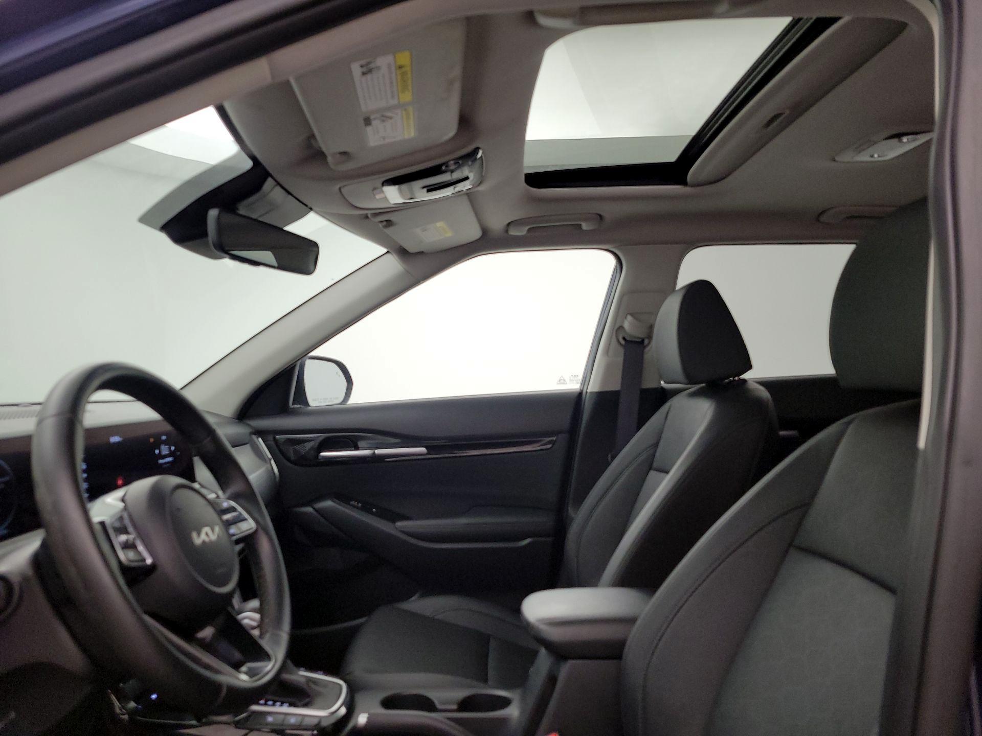 Thumbnail: 2024 Kia Seltos - 20