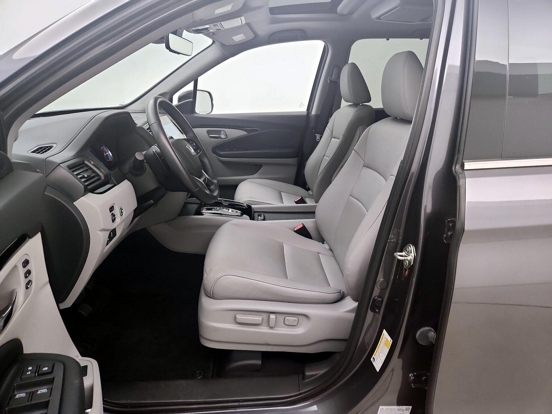 Thumbnail: 2020 Honda Pilot - 11