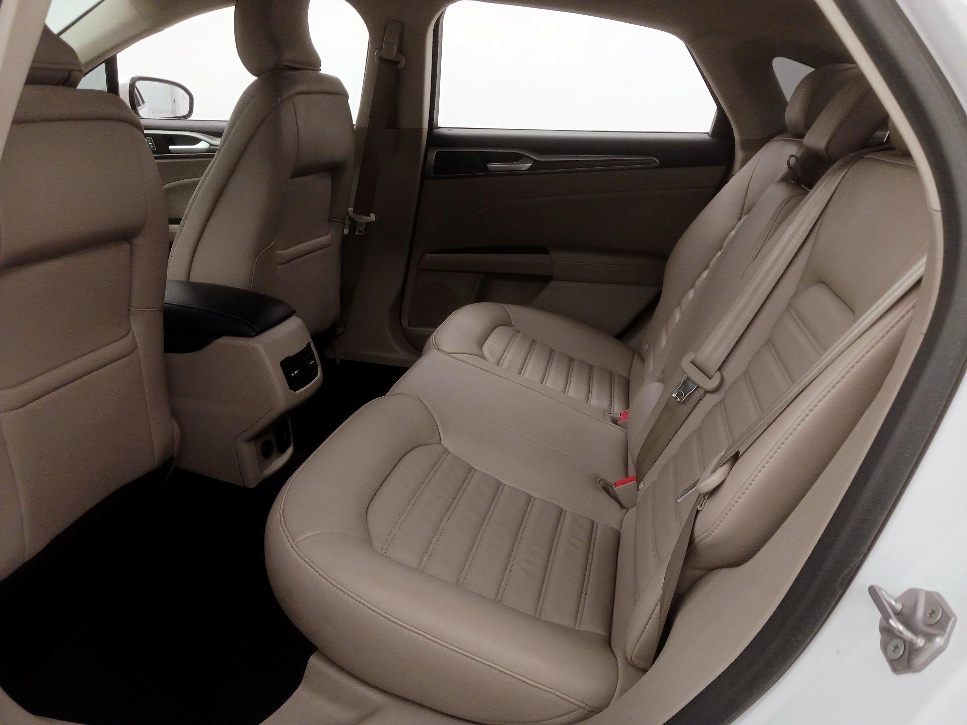 Thumbnail: 2017 Ford Fusion - 19