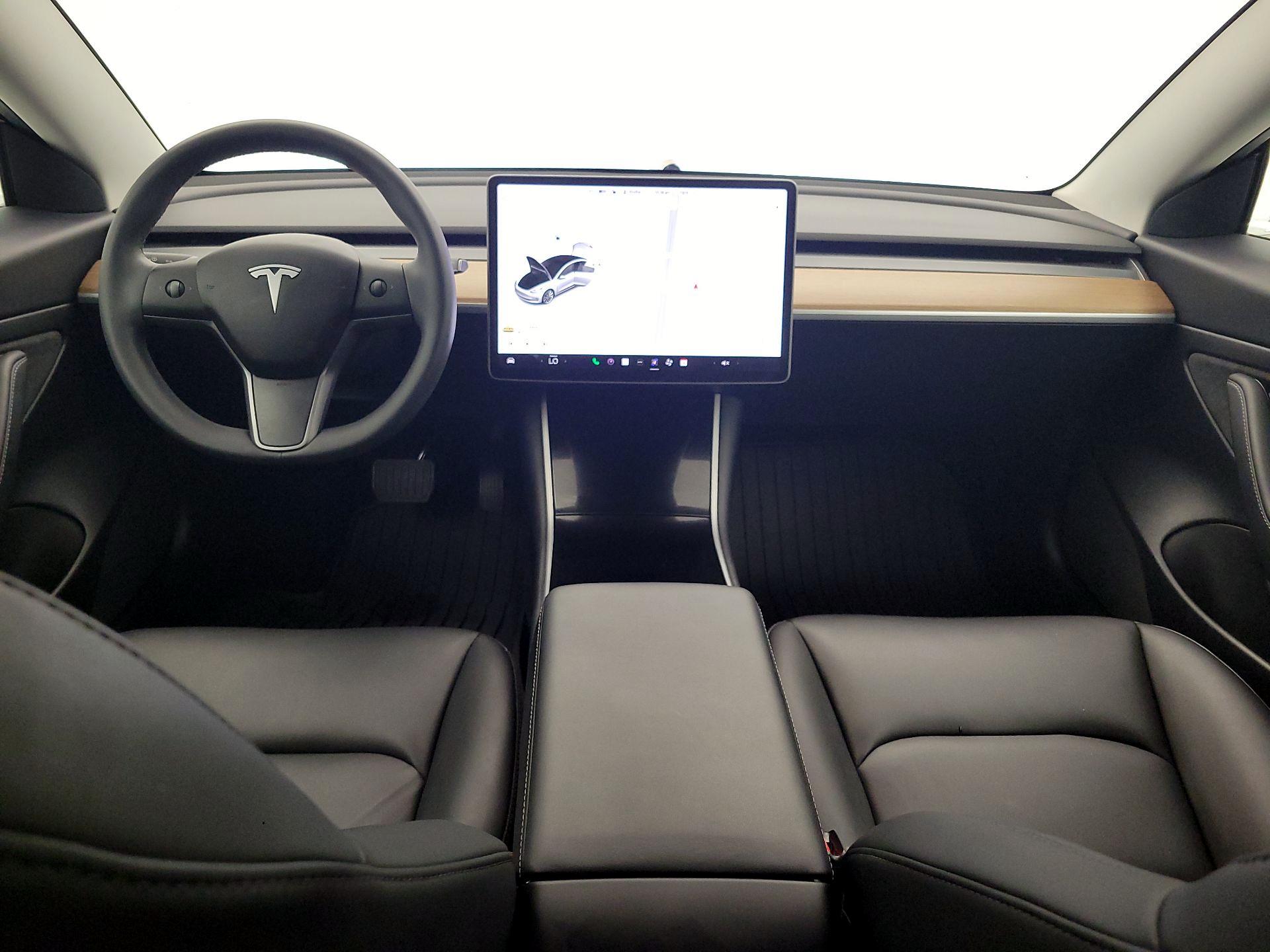 Thumbnail: 2020 Tesla Model 3 - 9