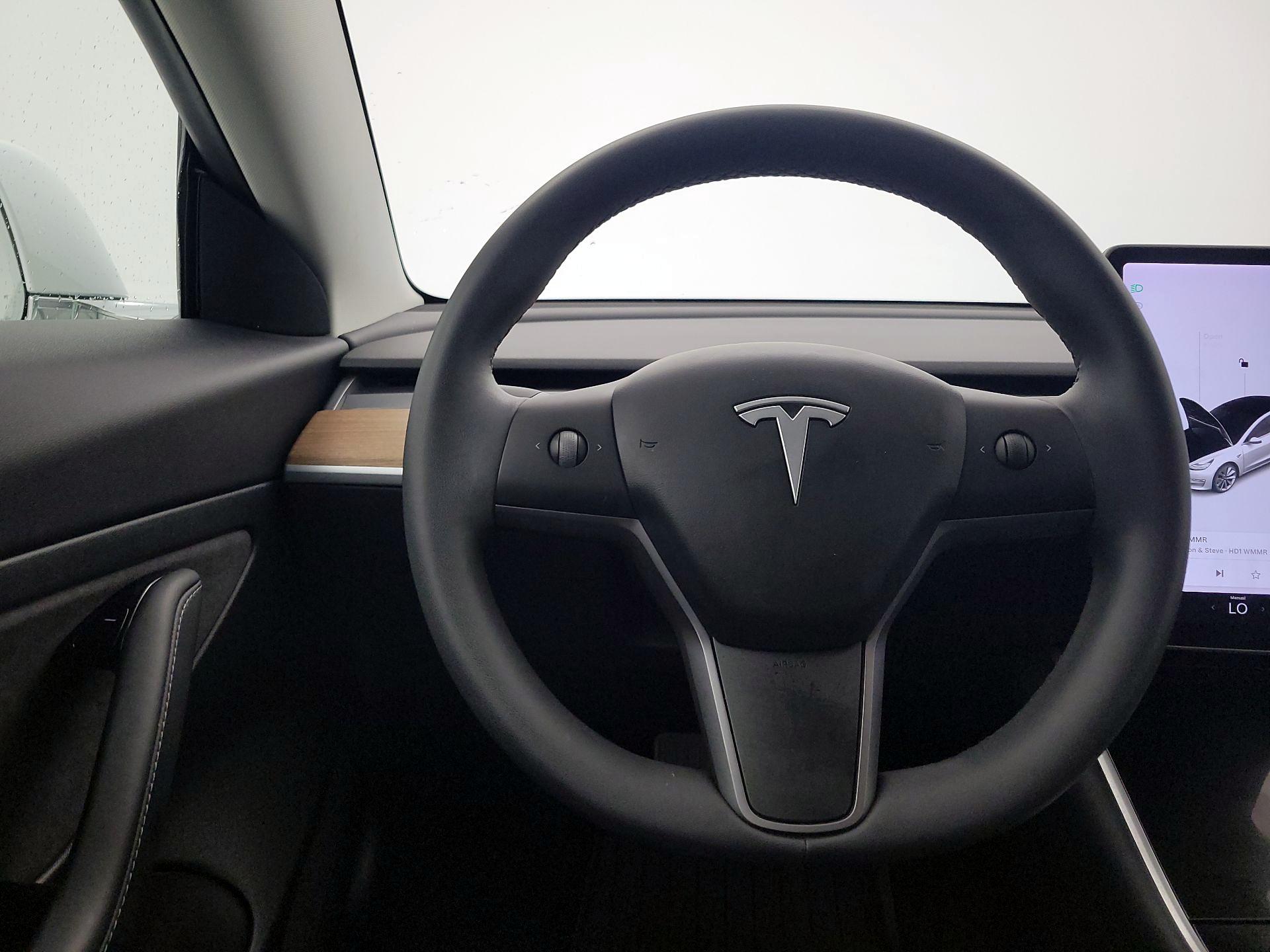 Thumbnail: 2020 Tesla Model 3 - 10